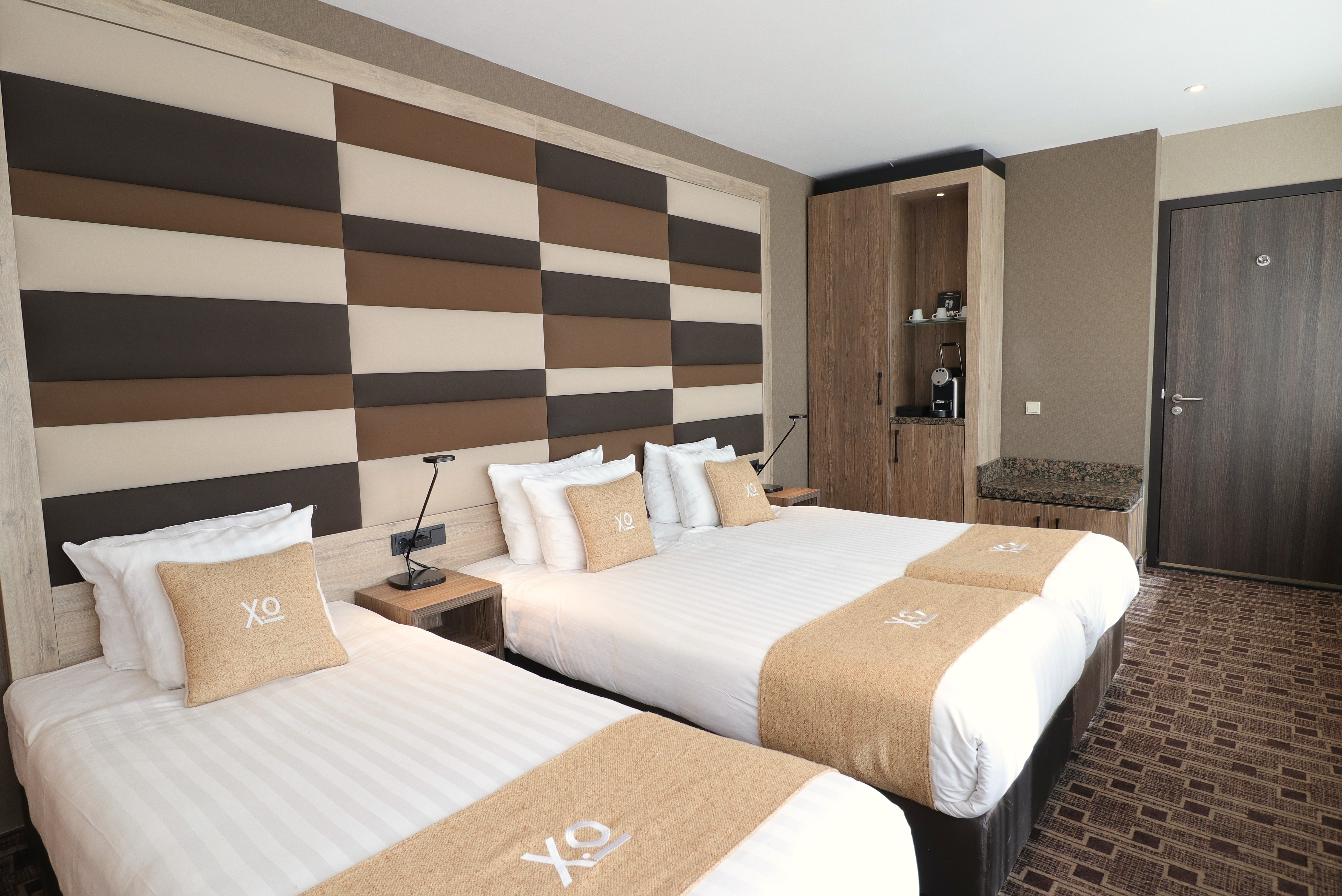 Xo Hotels Blue Tower, photo 20 of 27