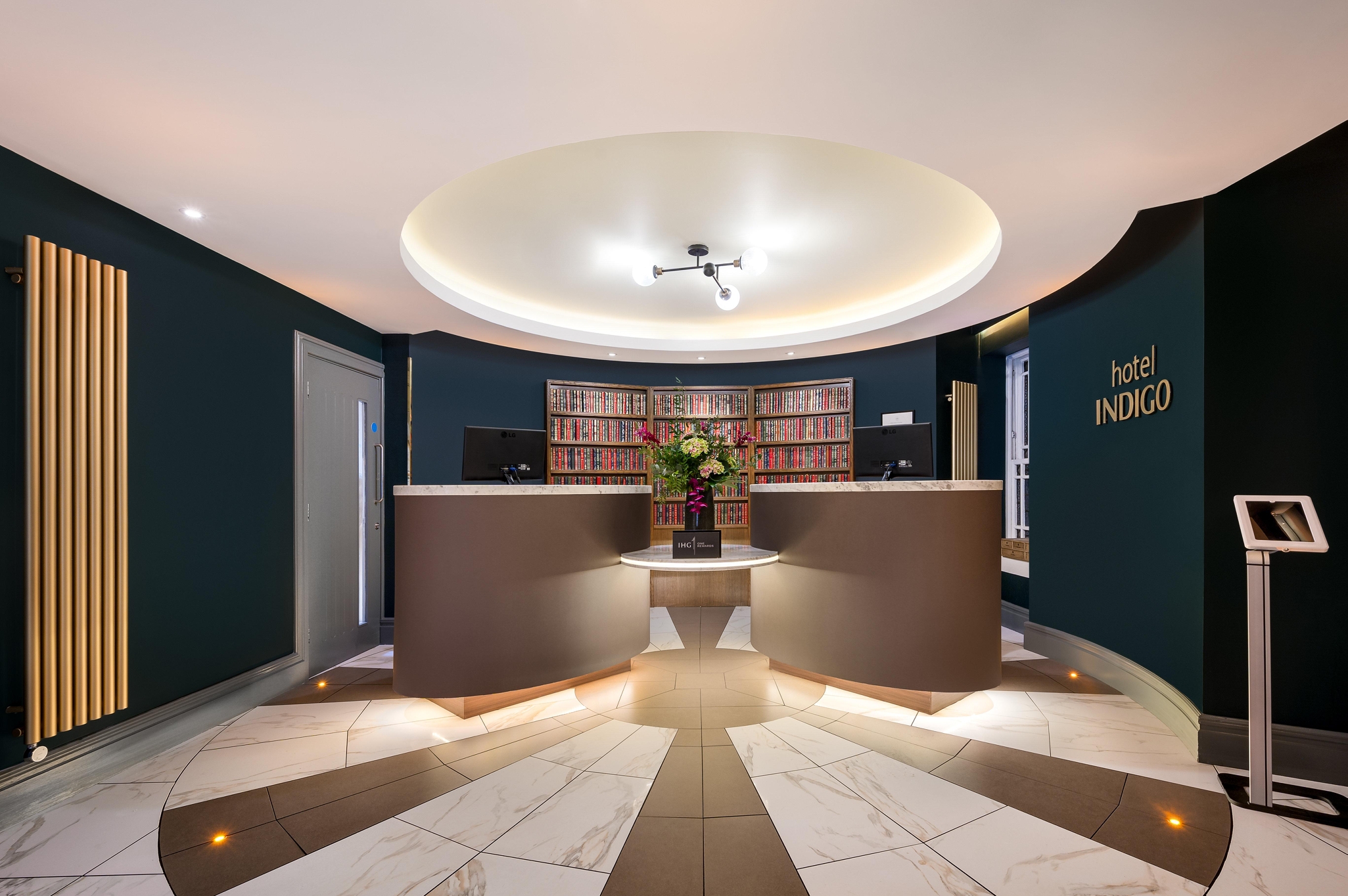 Hotel Indigo Edinburgh - Princes Street, photo 5 of 182