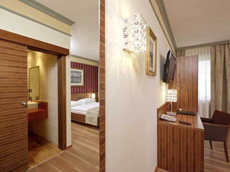 Hotel Vienna, photo 8 of 121