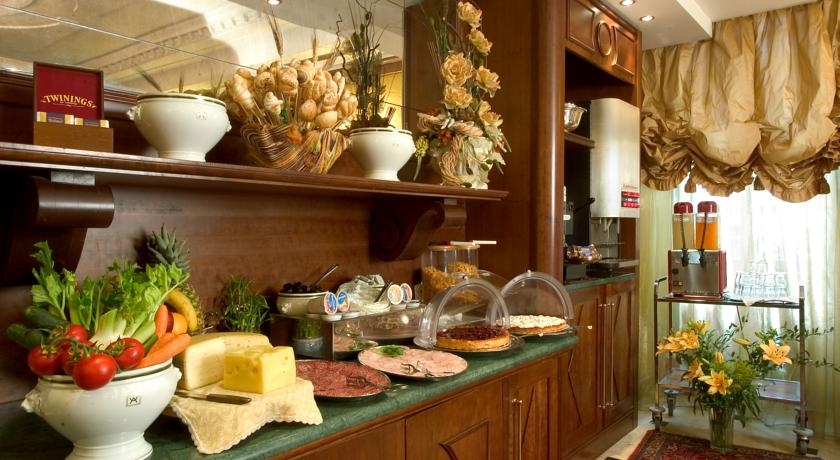 LH Hotel Andreotti, photo 12 of 17