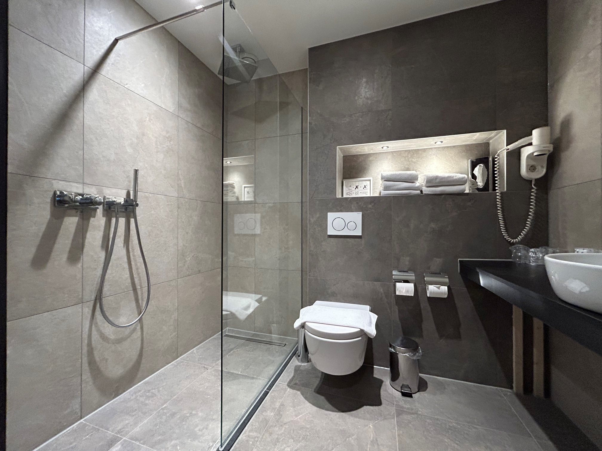 Xo Hotels Blue Tower, photo 23 of 27