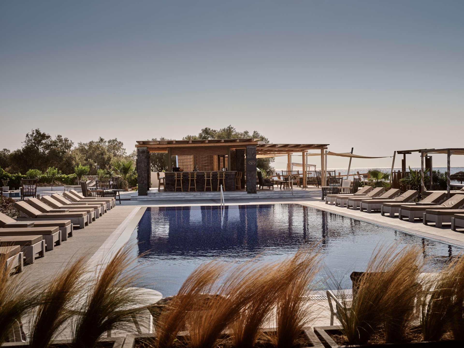 Sea Breeze Santorini Beach Resort, Curio Collectio, photo 91 of 191