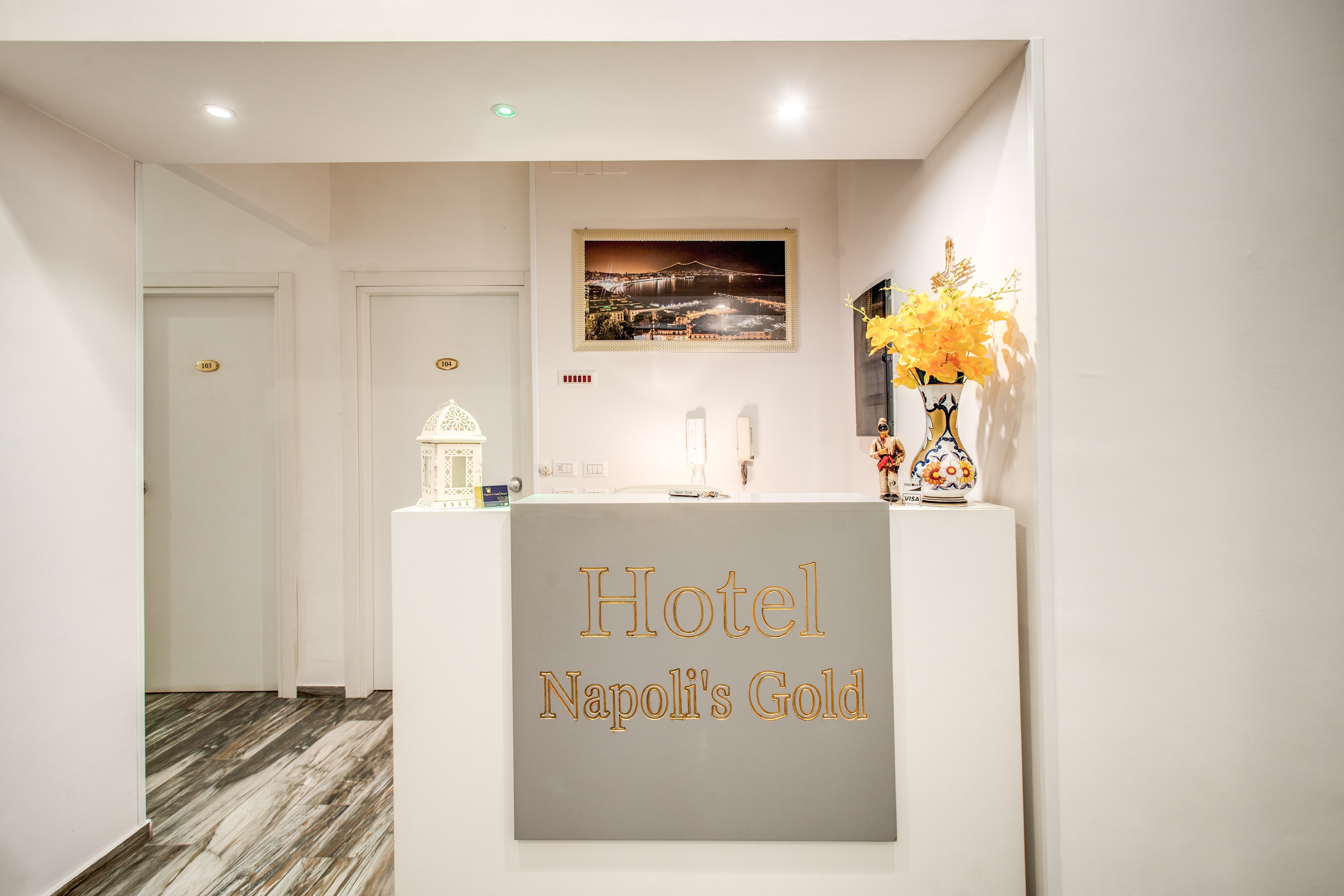 Napoli'S Gold, photo 2 of 10