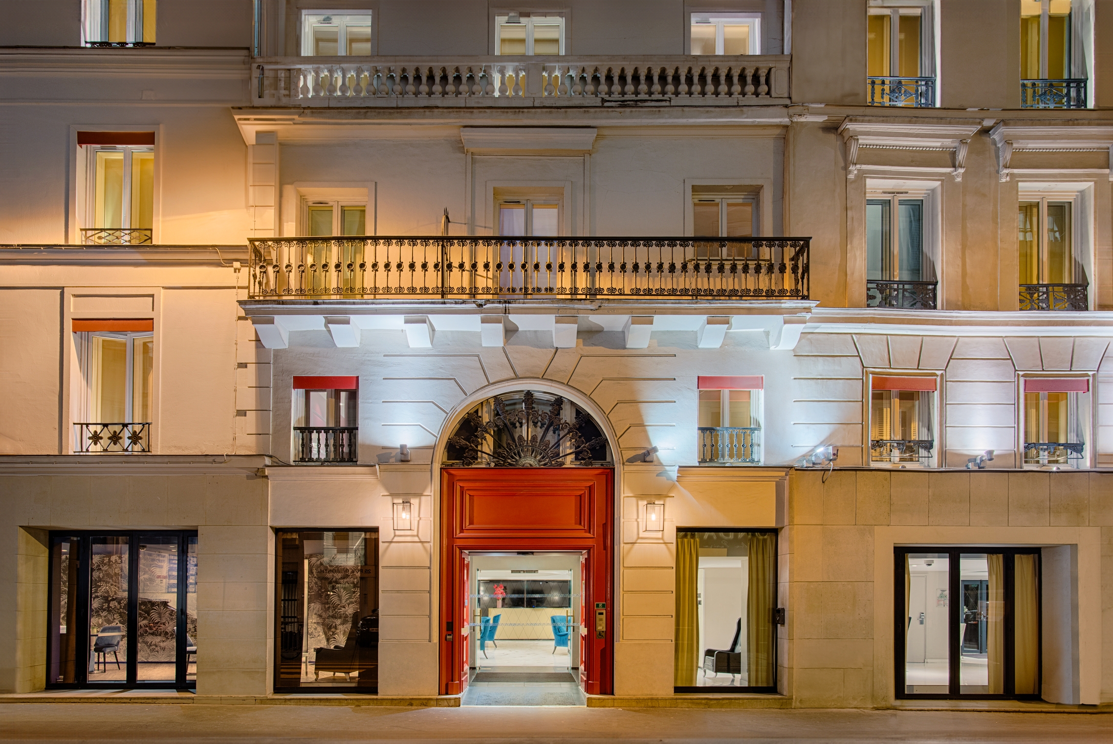 NH Collection Paris Ponthieu Champs-Elysées, photo 1 of 27
