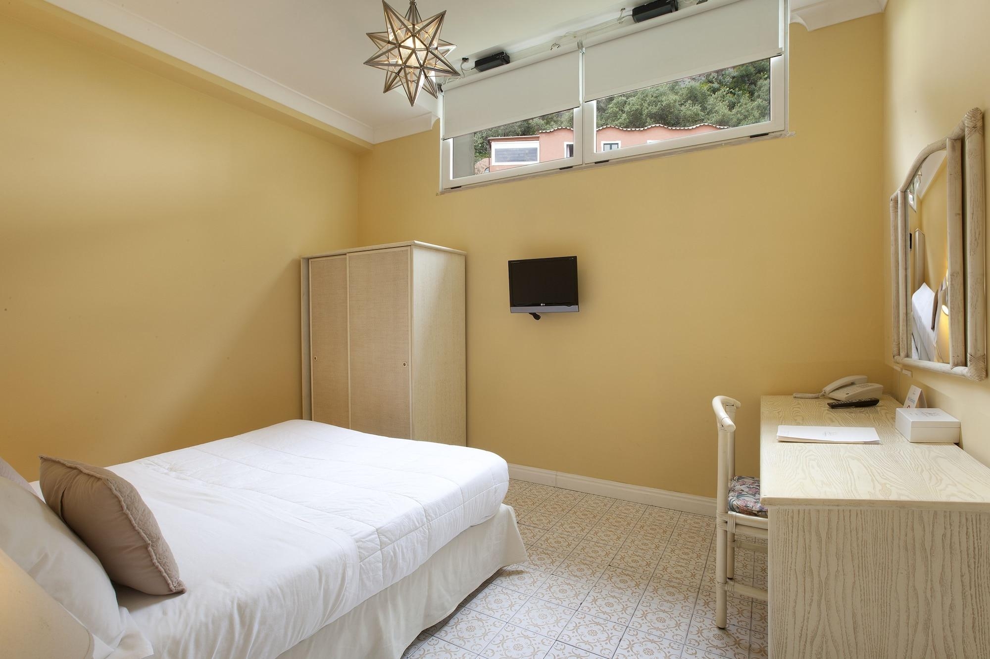 Hotel Bougainville, photo 25 of 82