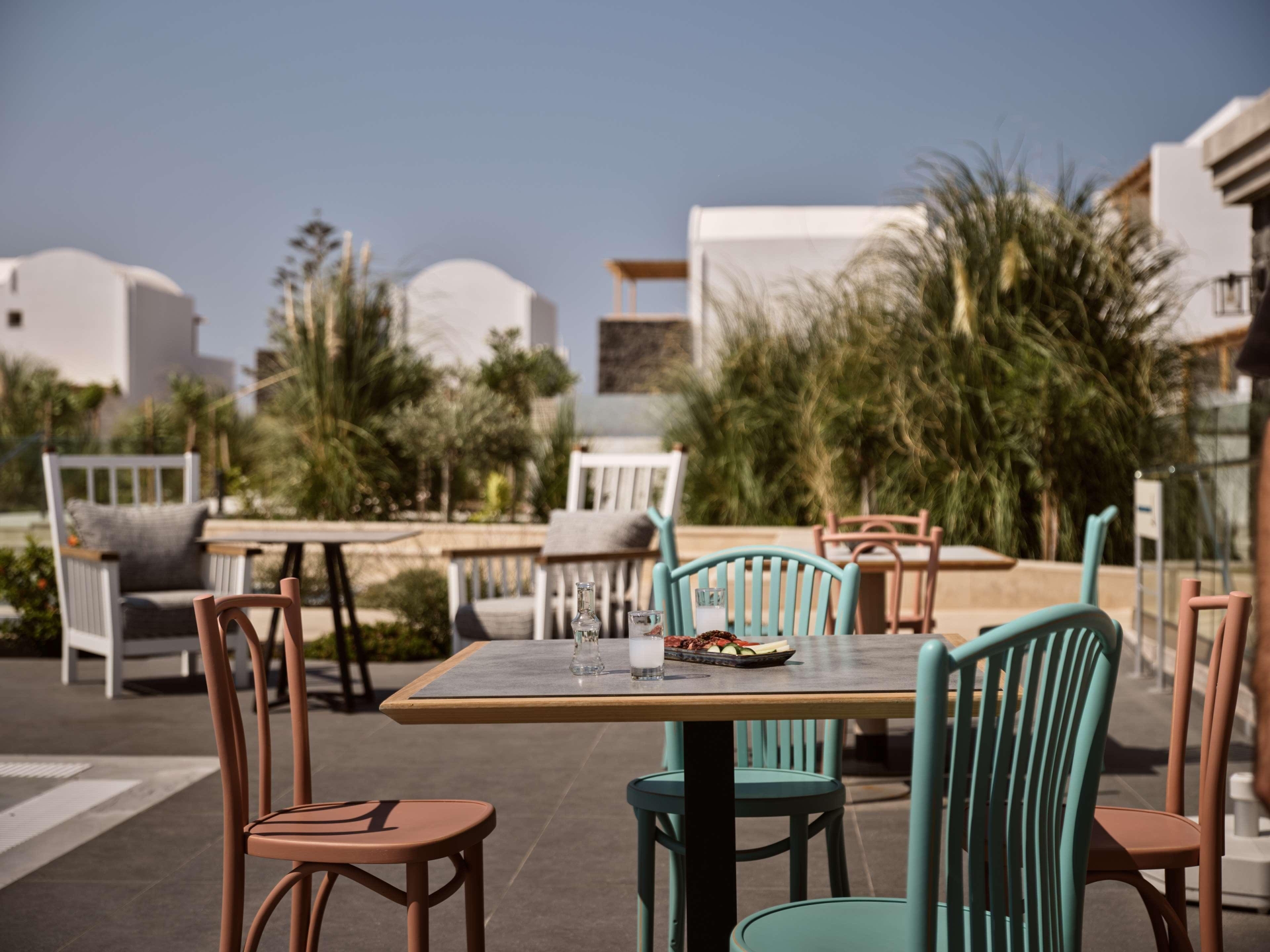 Sea Breeze Santorini Beach Resort, Curio Collectio, photo 153 of 191