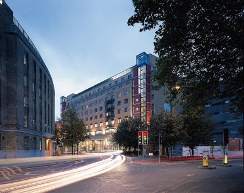 Clayton Hotel Belfast, photo 3 of 12