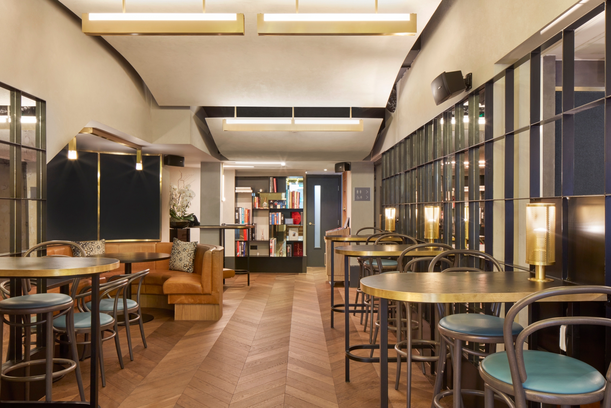 Victory House London, photo 14 of 38