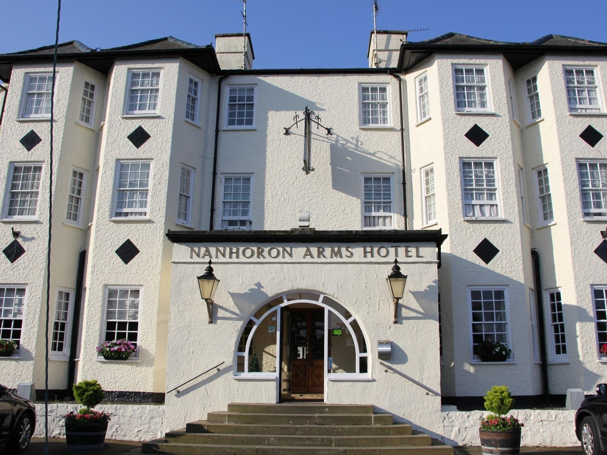 Nanhoron Arms Hotel, photo 12 of 102
