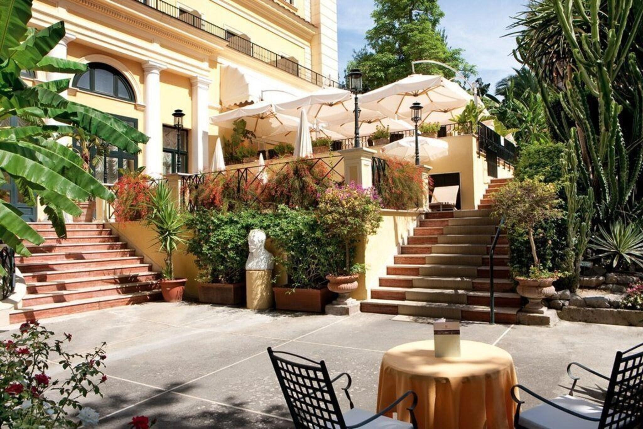 Imperial Hotel Tramontano, photo 2 of 77