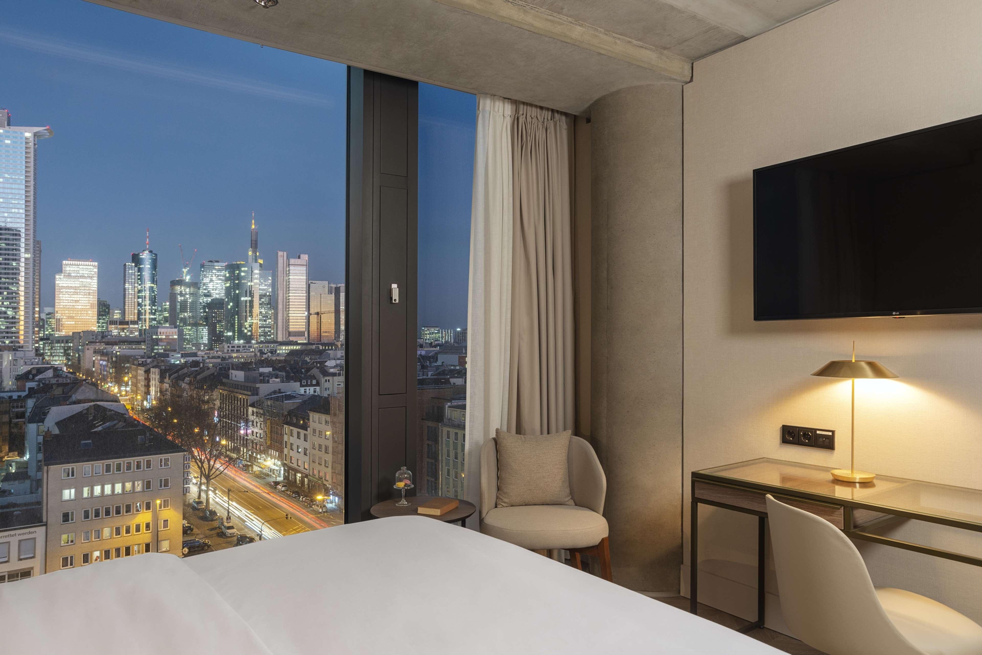 NH Collection Frankfurt Spin Tower, photo 18 of 73
