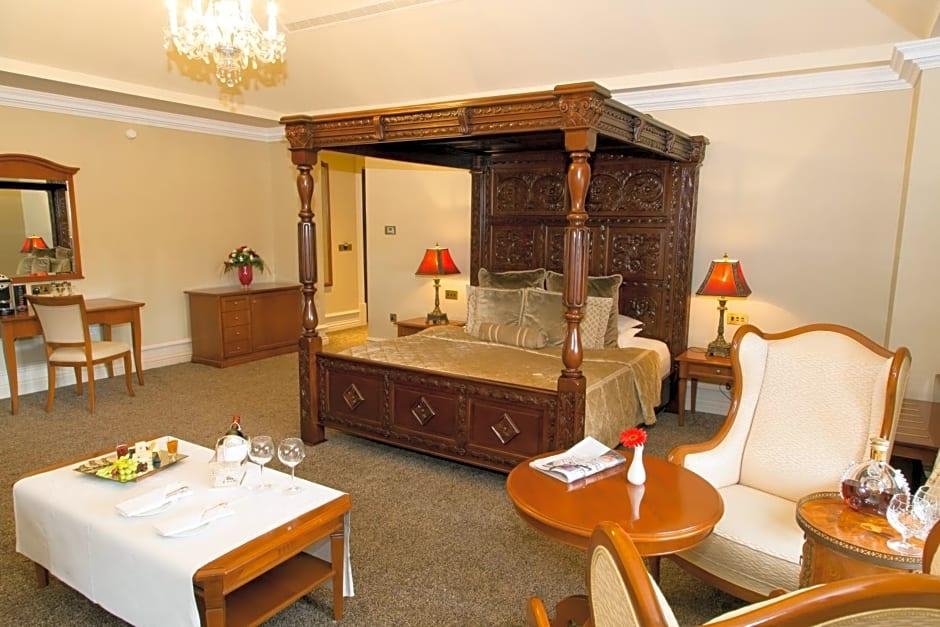 Kilronan Castle OIH, photo 13 of 33