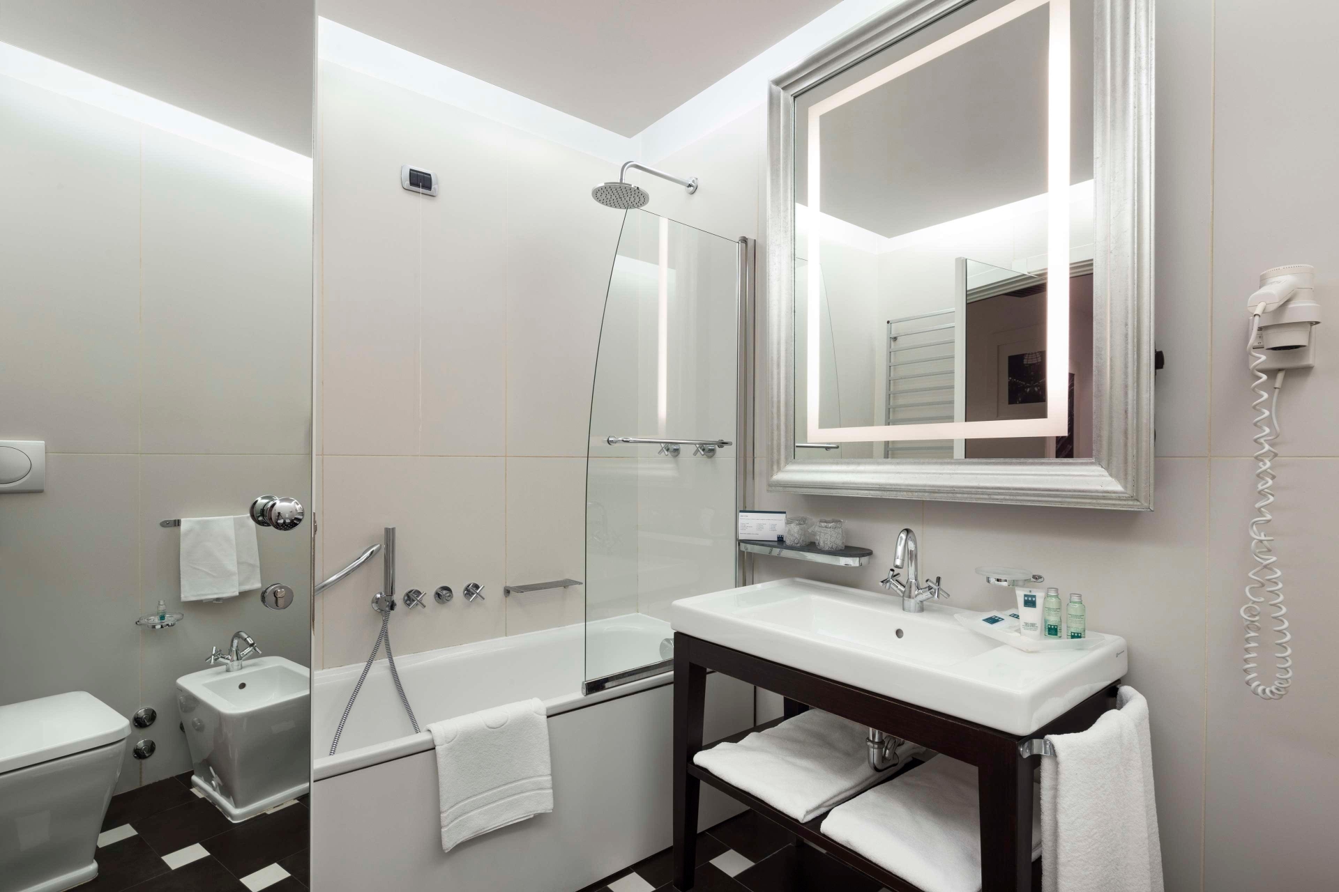 UNA HOTELS Cusani Milano, photo 20 of 42