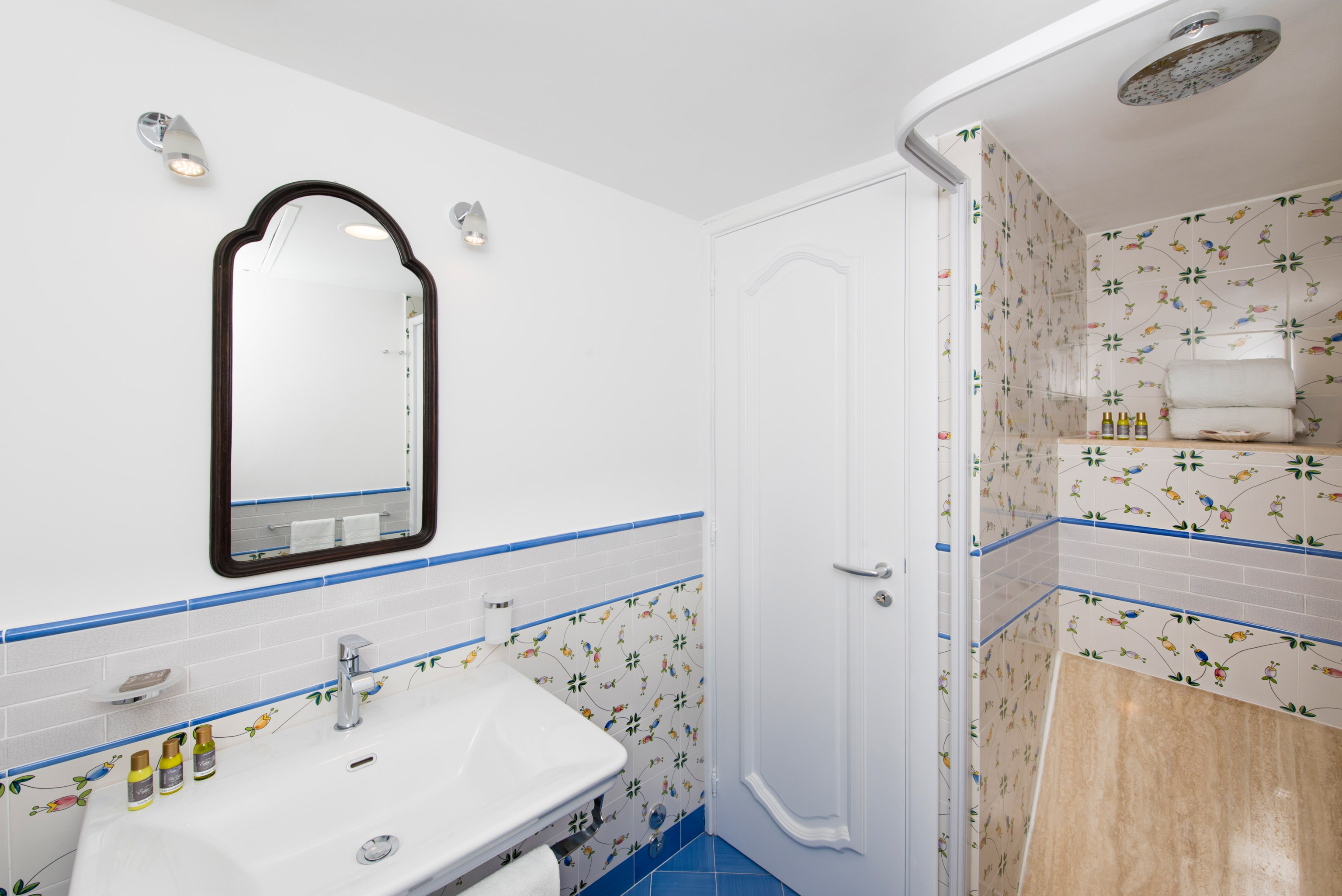 Eden Roc Suites, photo 7 of 146