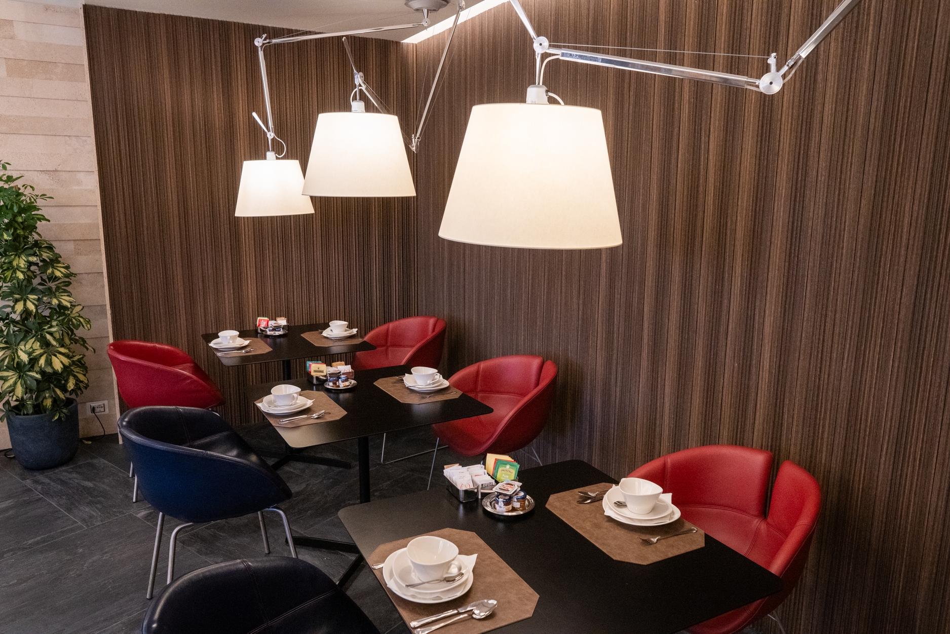 Stendhal Luxury Suites, photo 14 of 20