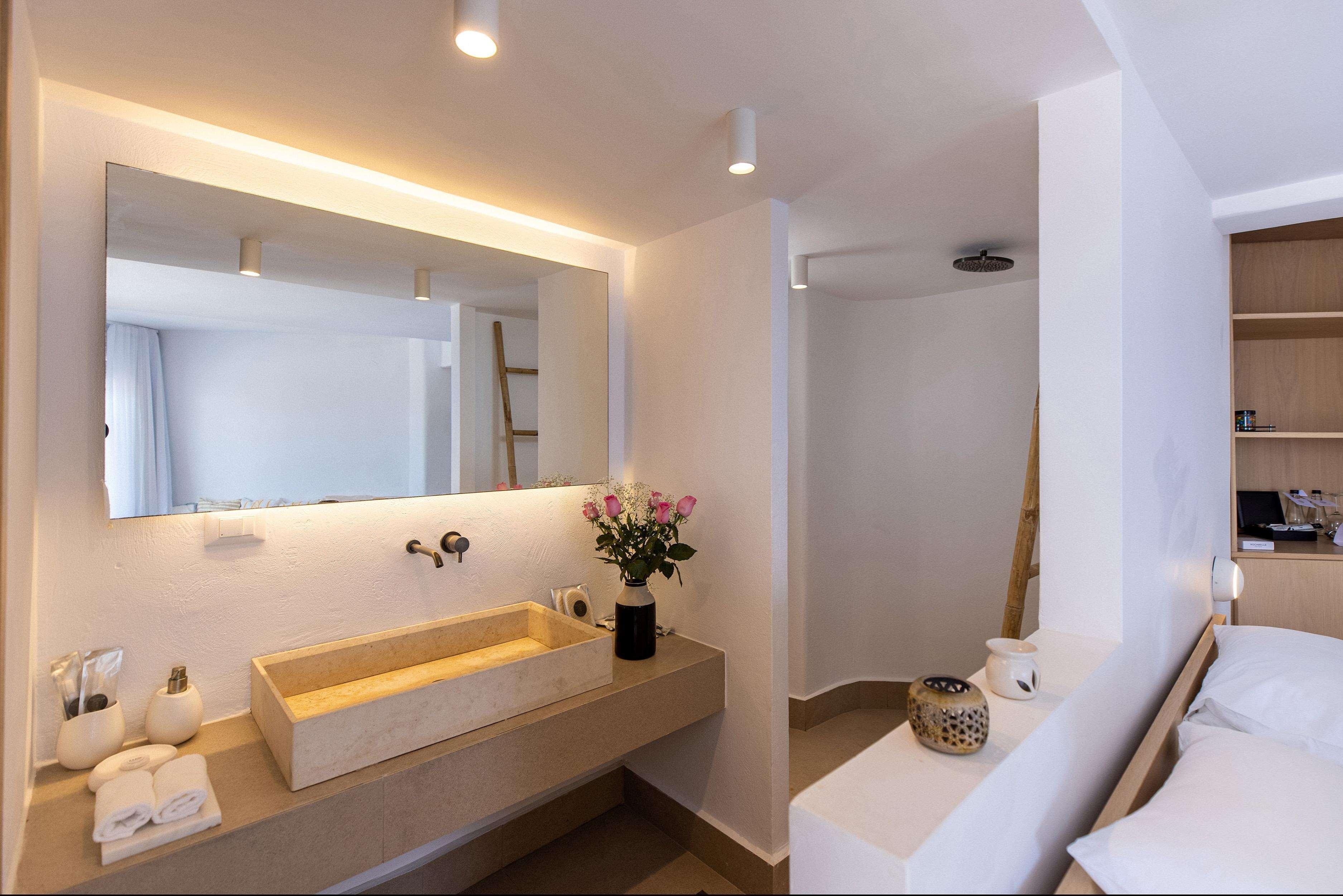 Rocabella Santorini Hotel &amp; Spa, photo 11 of 47