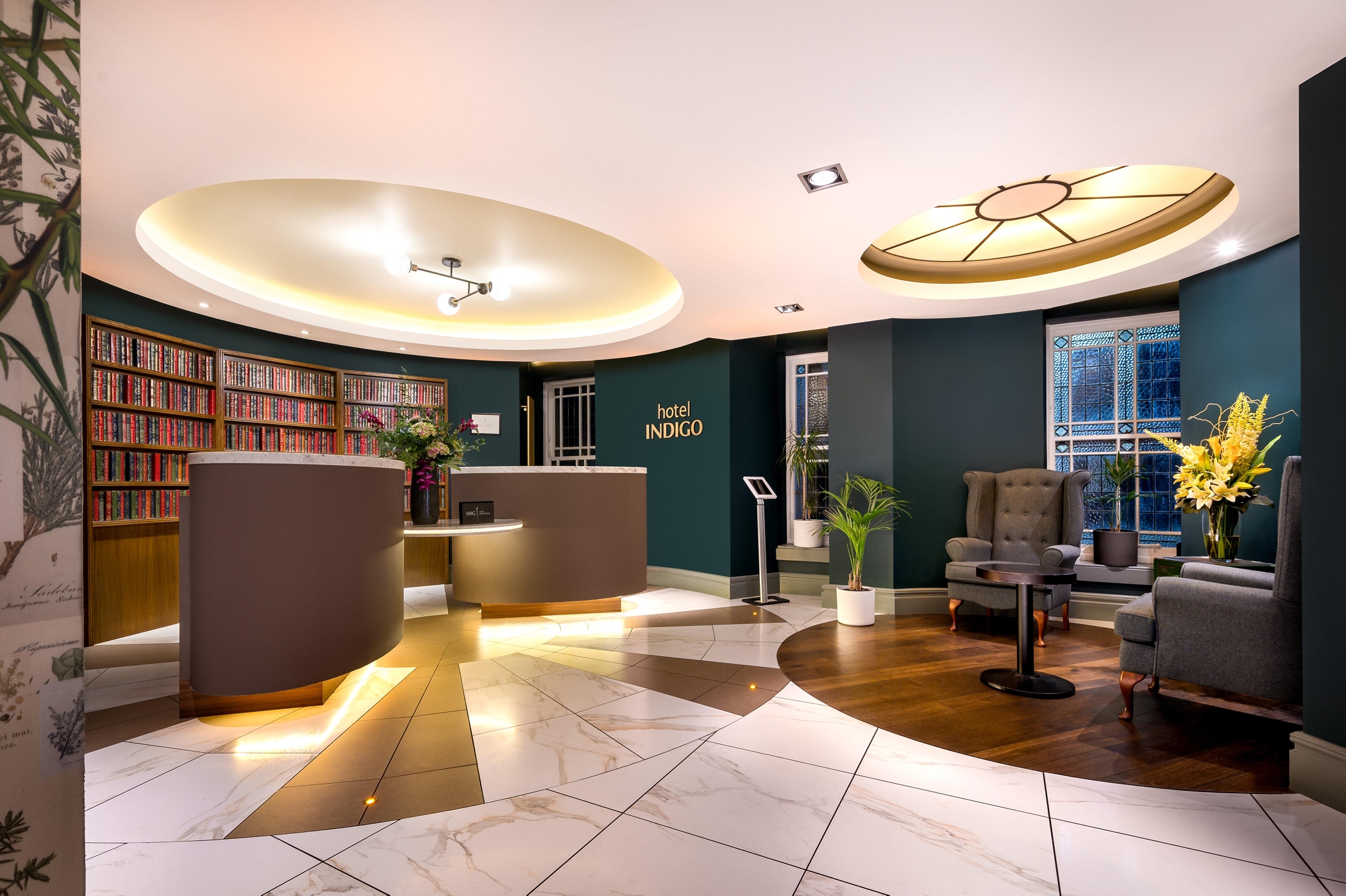 Hotel Indigo Edinburgh - Princes Street, photo 3 of 182