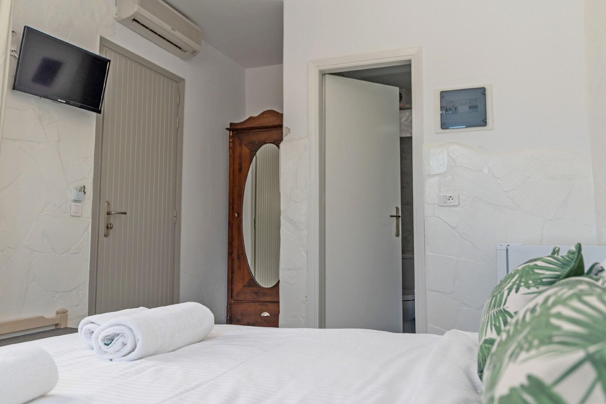 Adonis Hotel &amp; Apartments, photo 41 of 199