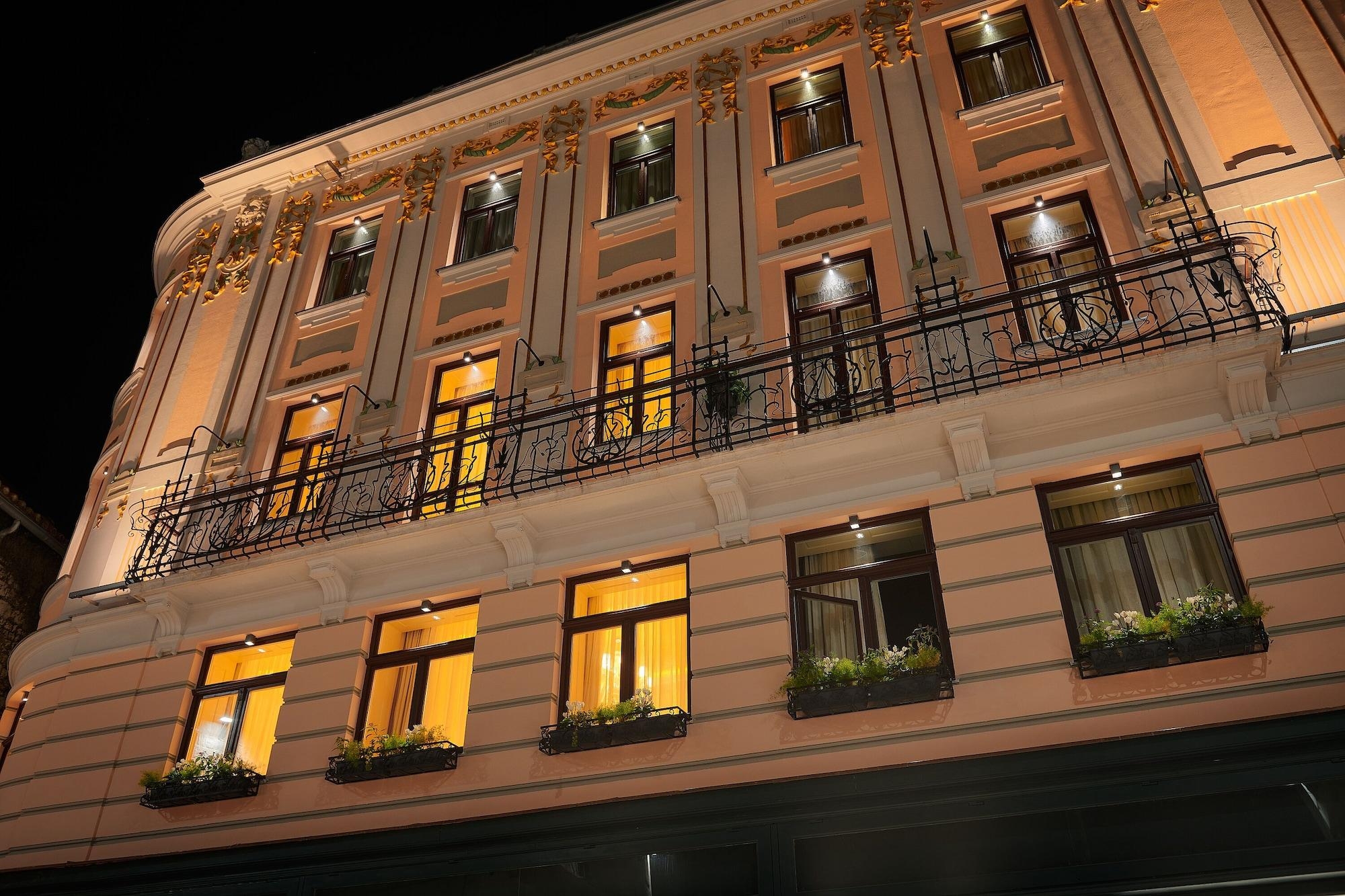 Piazza Heritage Hotel, photo 5 of 199