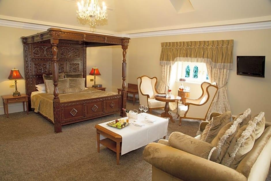 Kilronan Castle OIH, photo 31 of 33