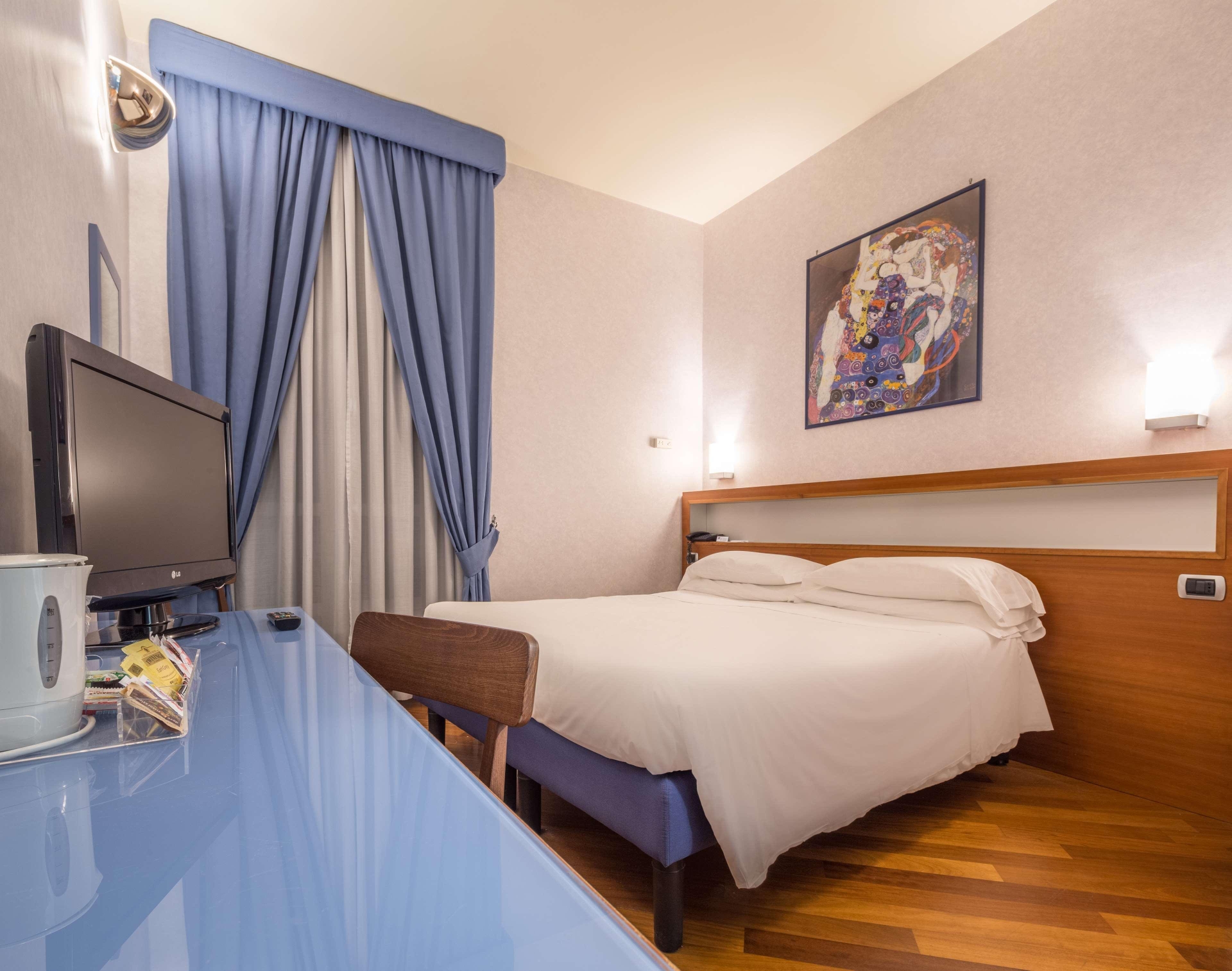 Best Western Plus Hotel Plaza, photo 8 of 41