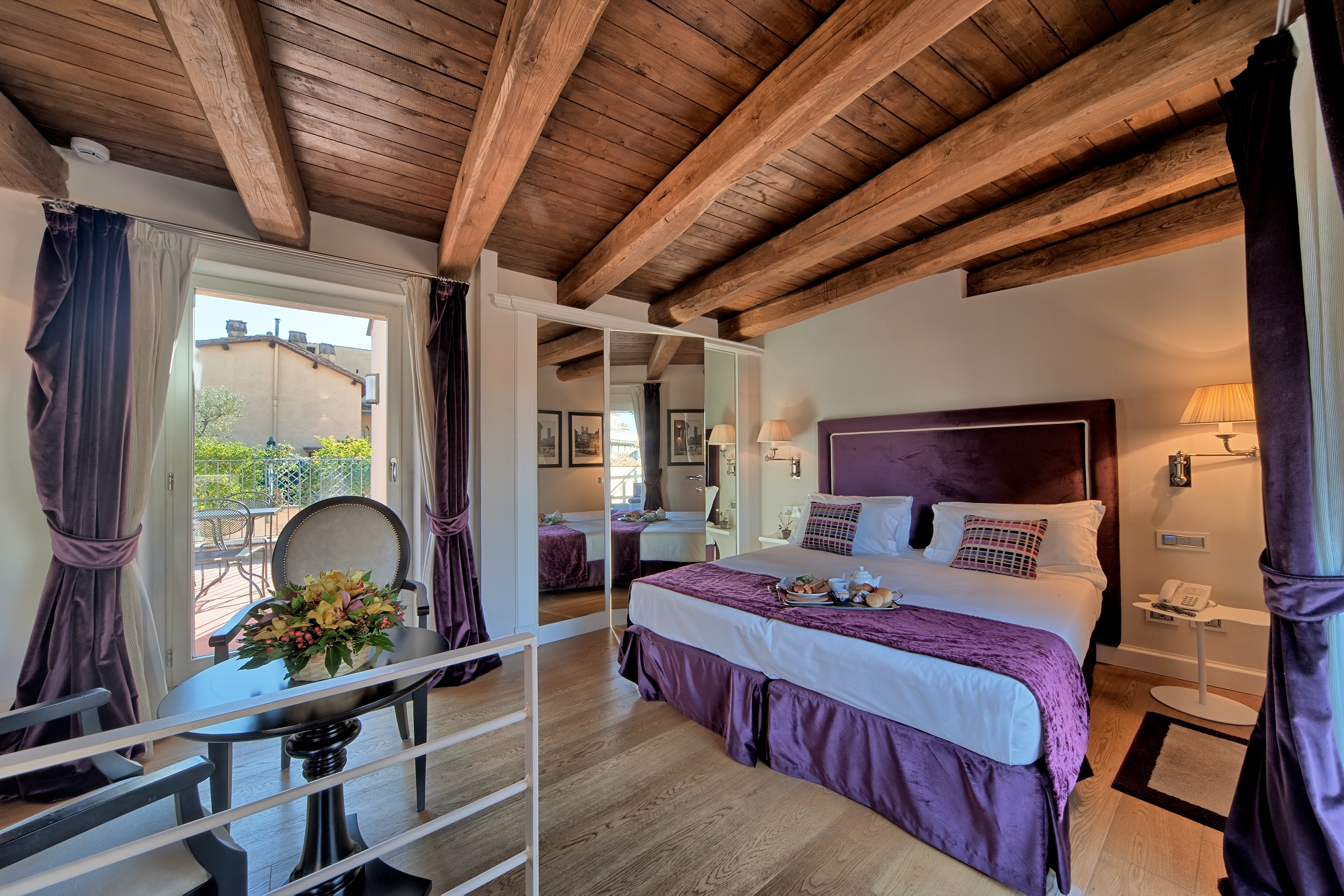 Trevi Palace Luxury Inn, photo 10 of 57