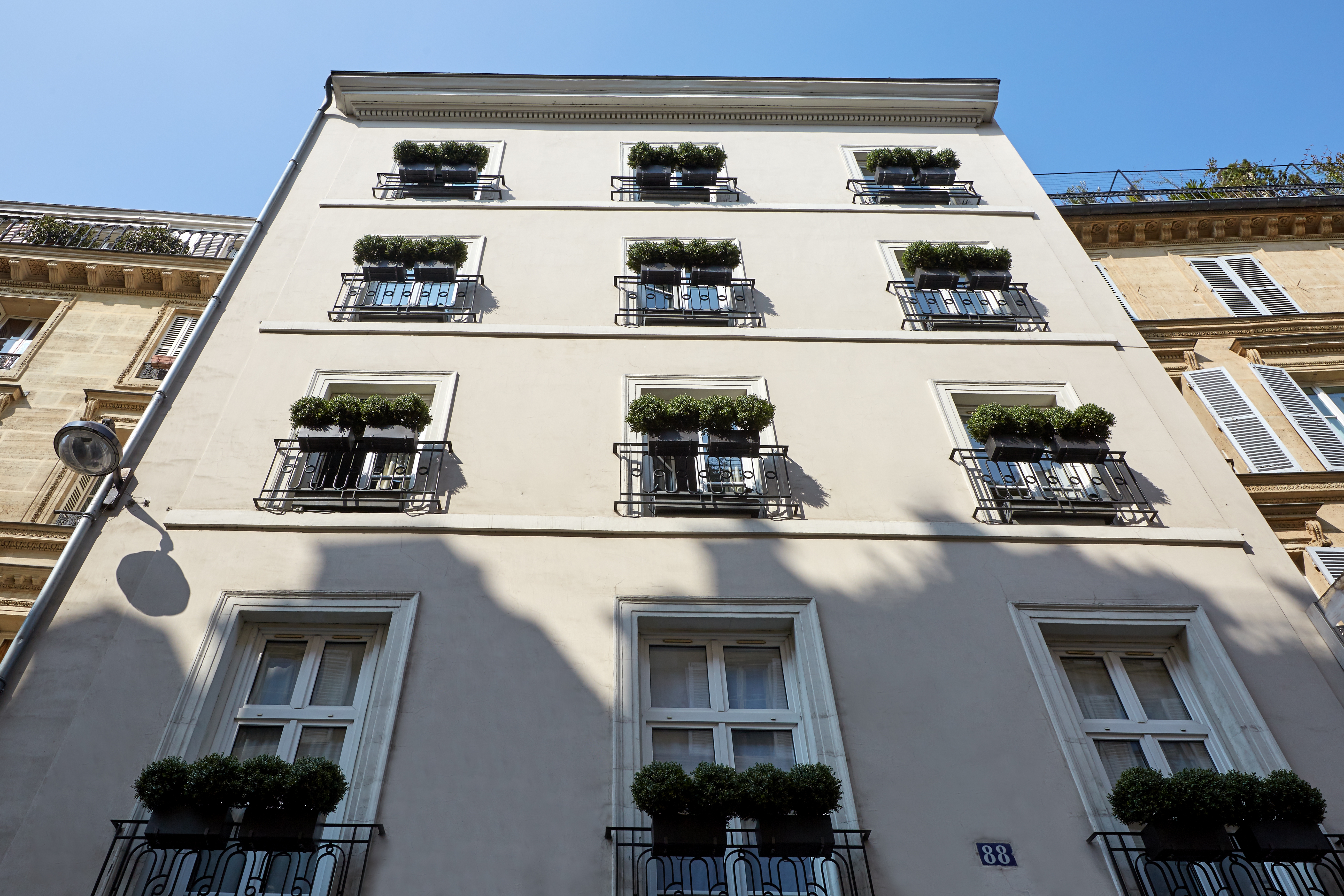 Saint Germain - Paris, photo 2 of 18