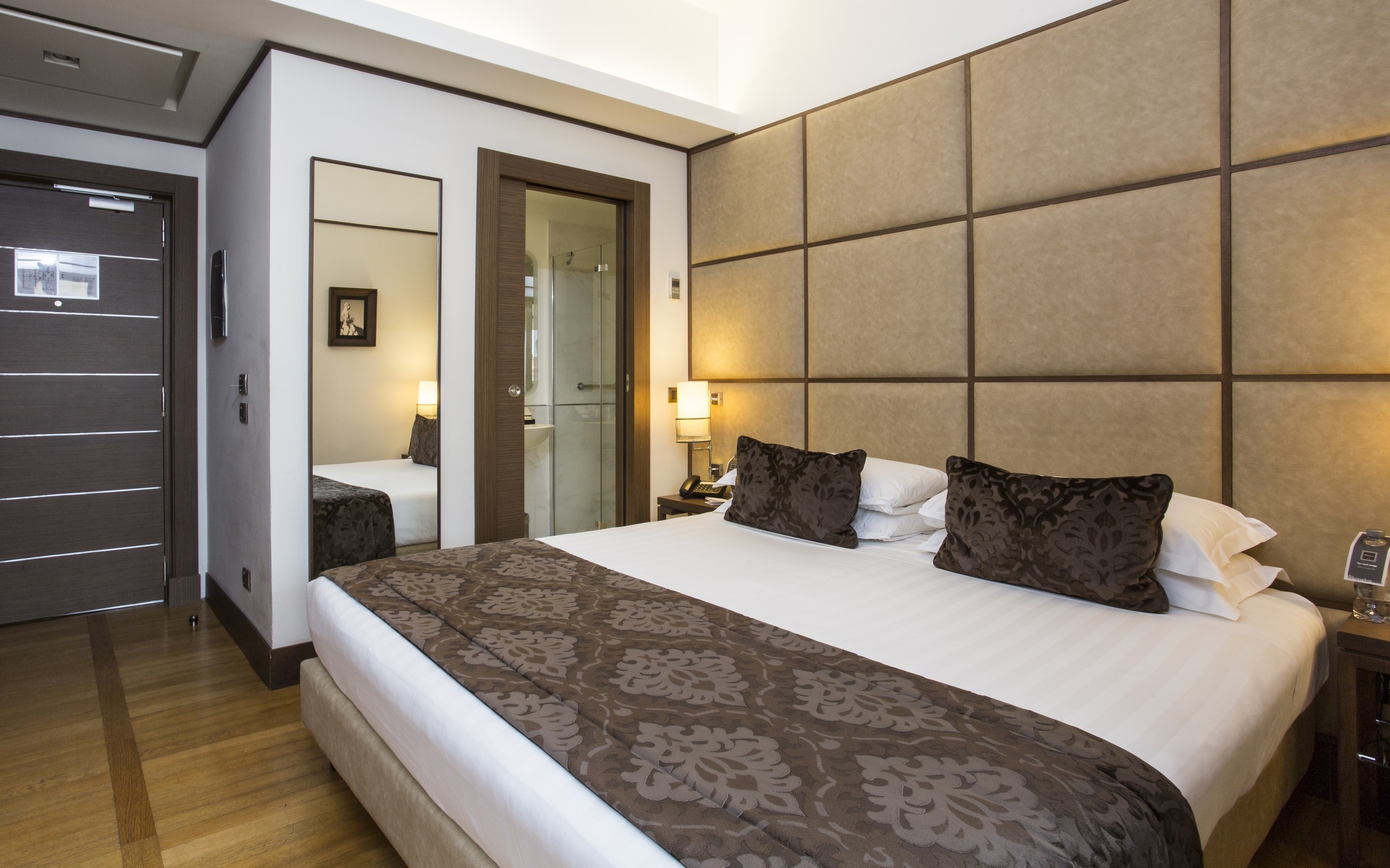 The Independent Hotel, photo 3 of 63