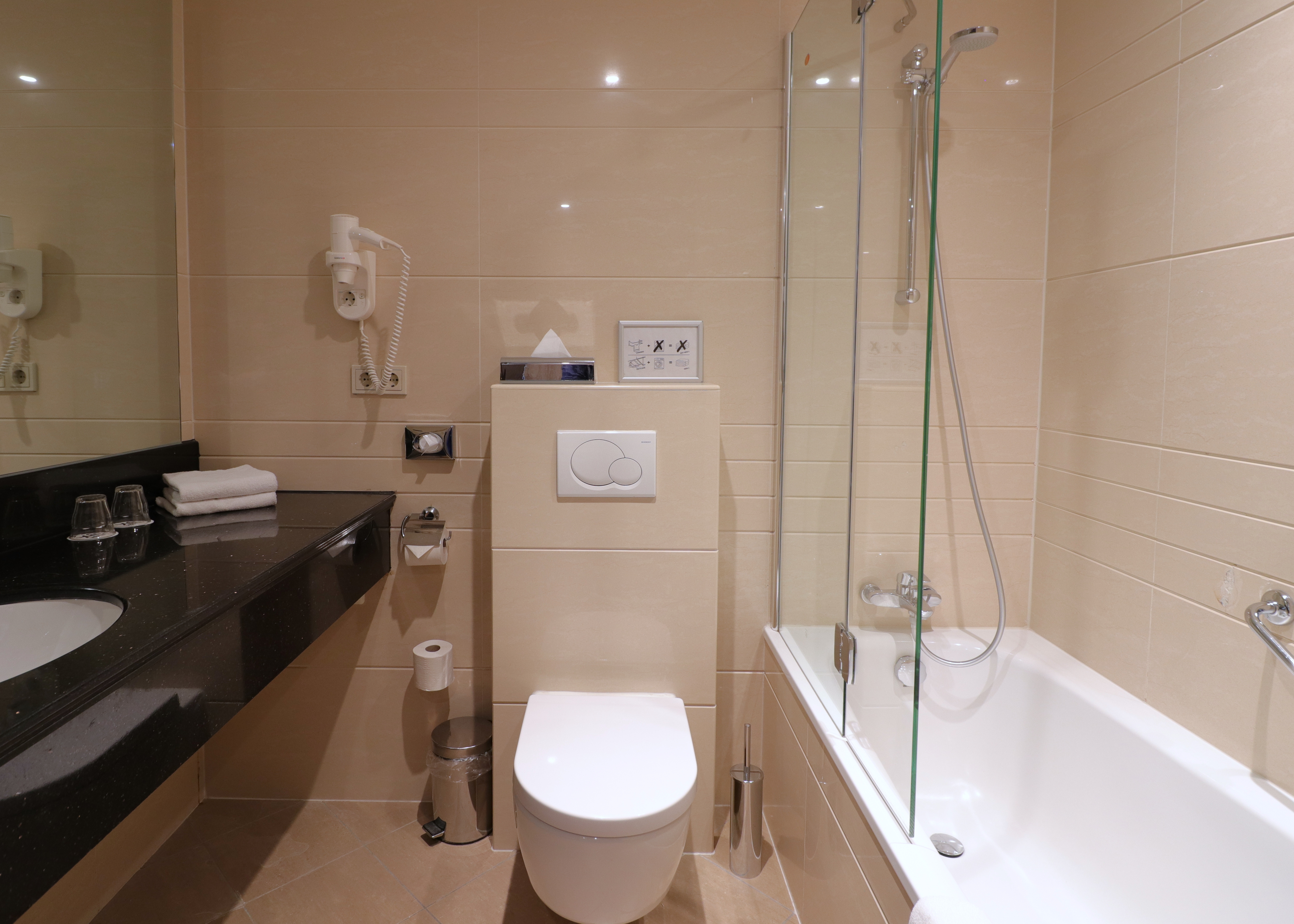 Xo Hotels Blue Tower, photo 19 of 27