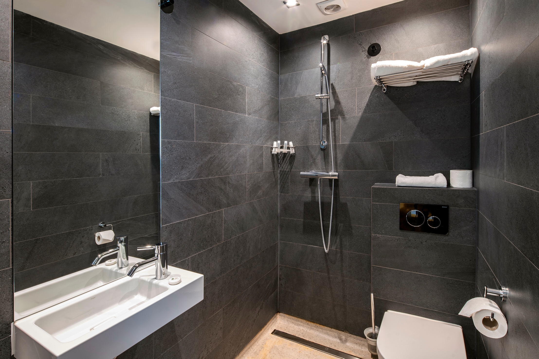 Sotel Amsterdam Central Station, photo 12 of 21