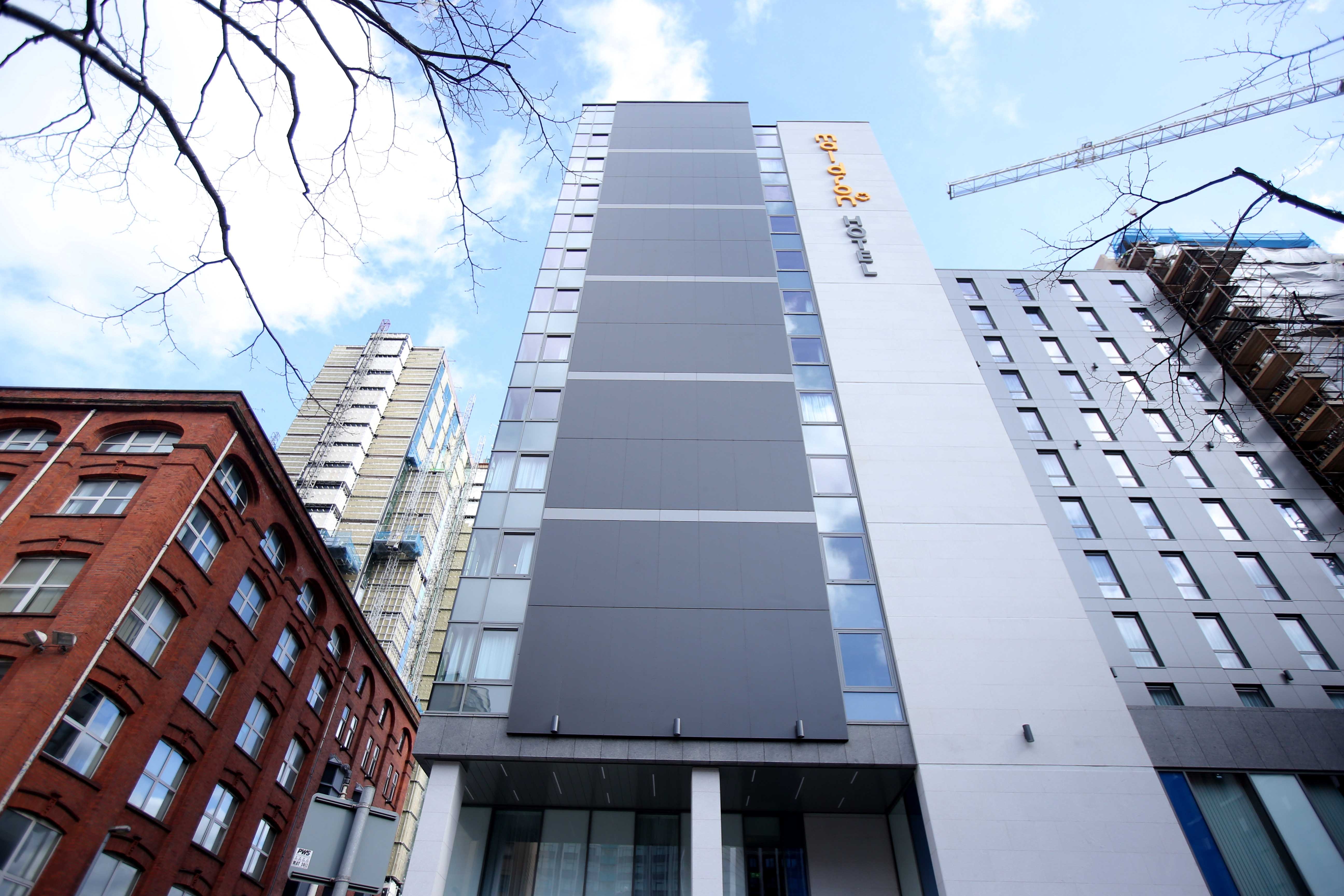 Maldron Hotel Belfast City, photo 1 of 11