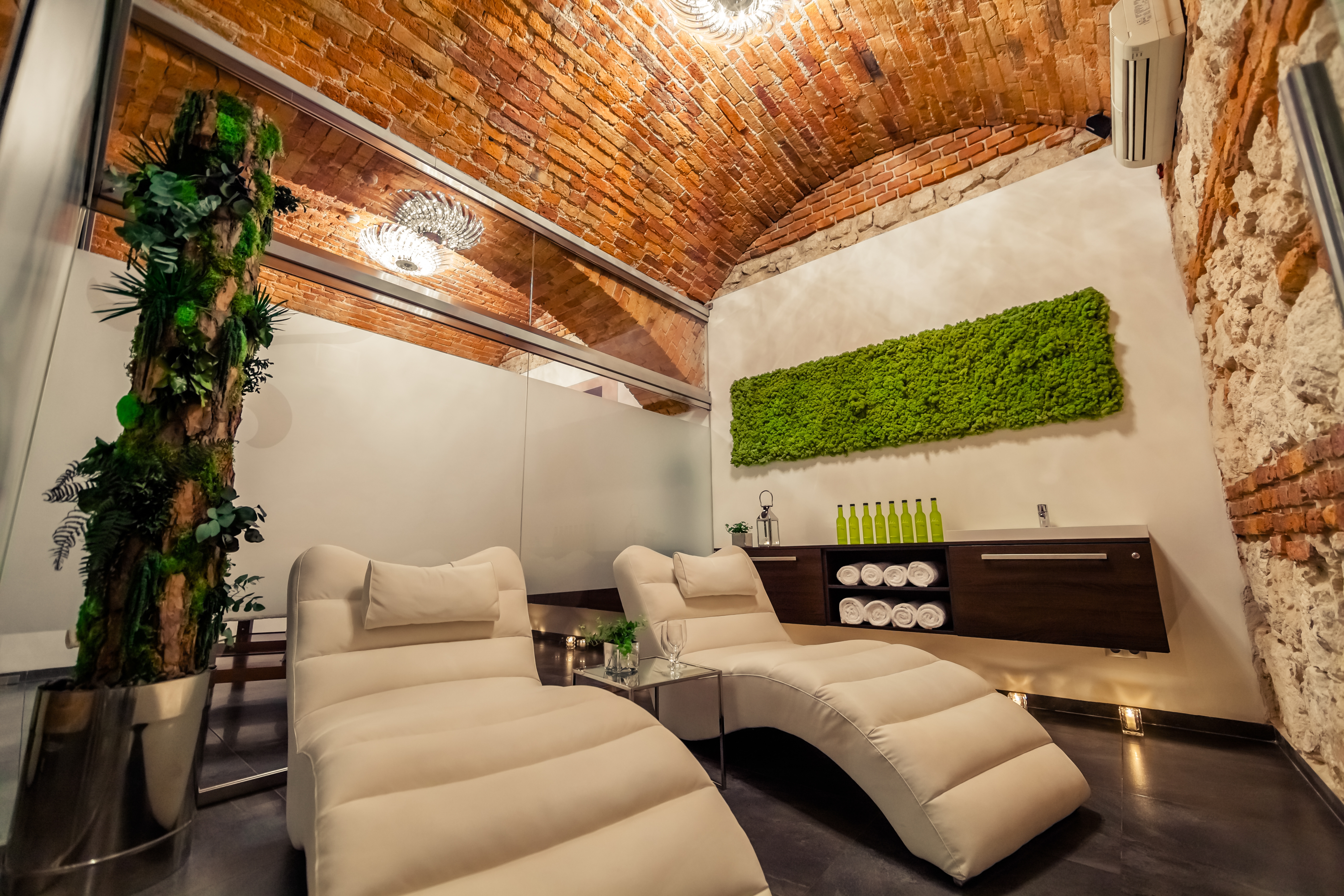 Queen Boutique Hotel, photo 16 of 65