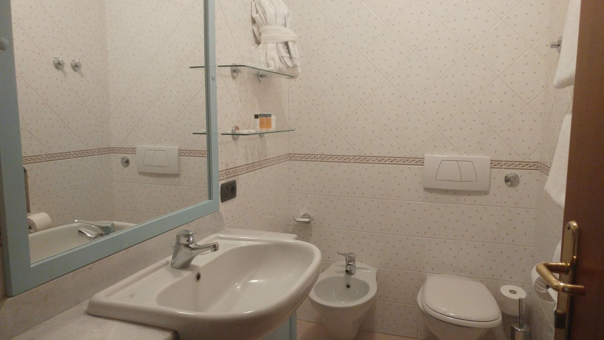 Hotel Posta Moltrasio, photo 62 of 135