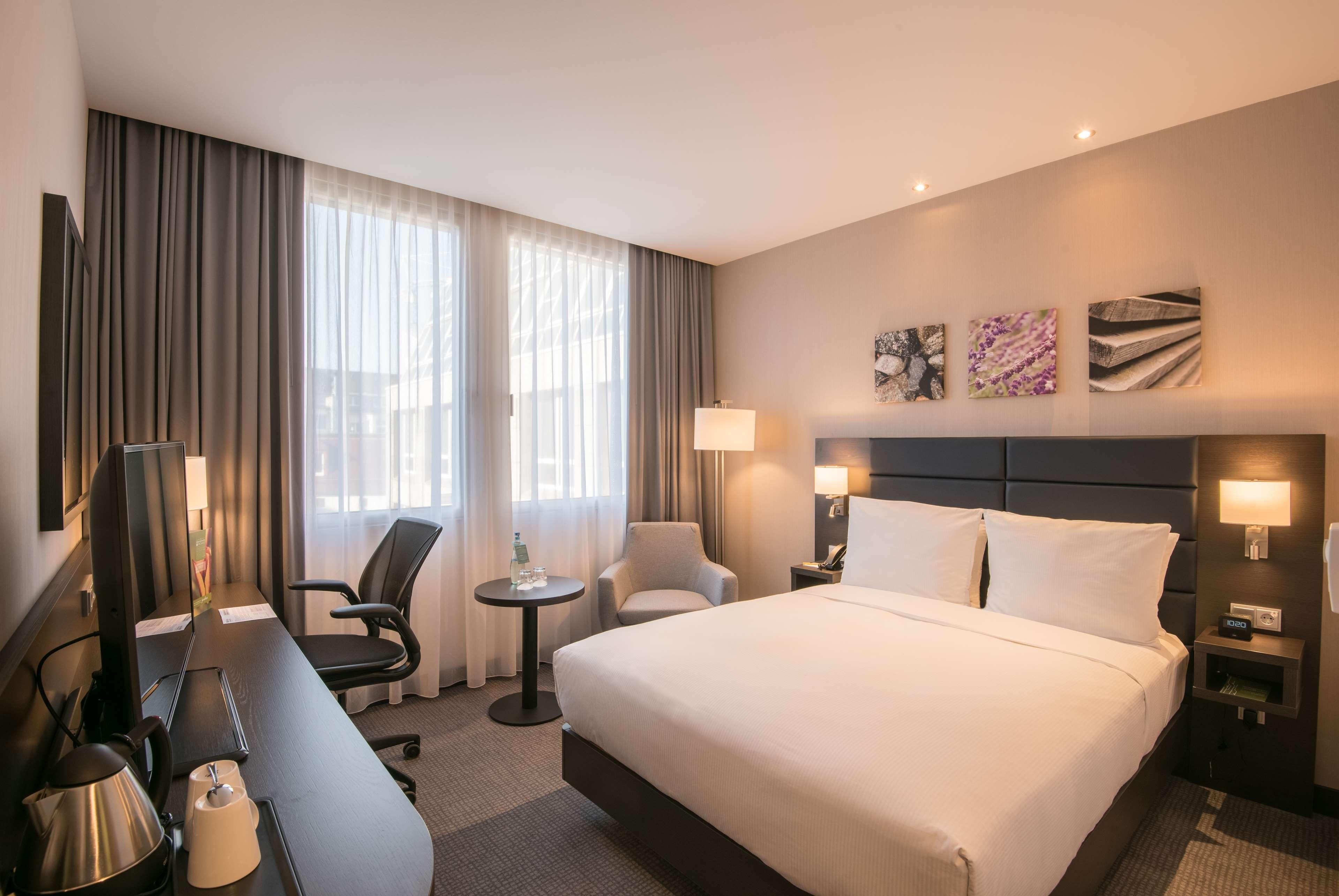 Hilton Garden Inn Frankfurt City Centre, photo 4 of 29