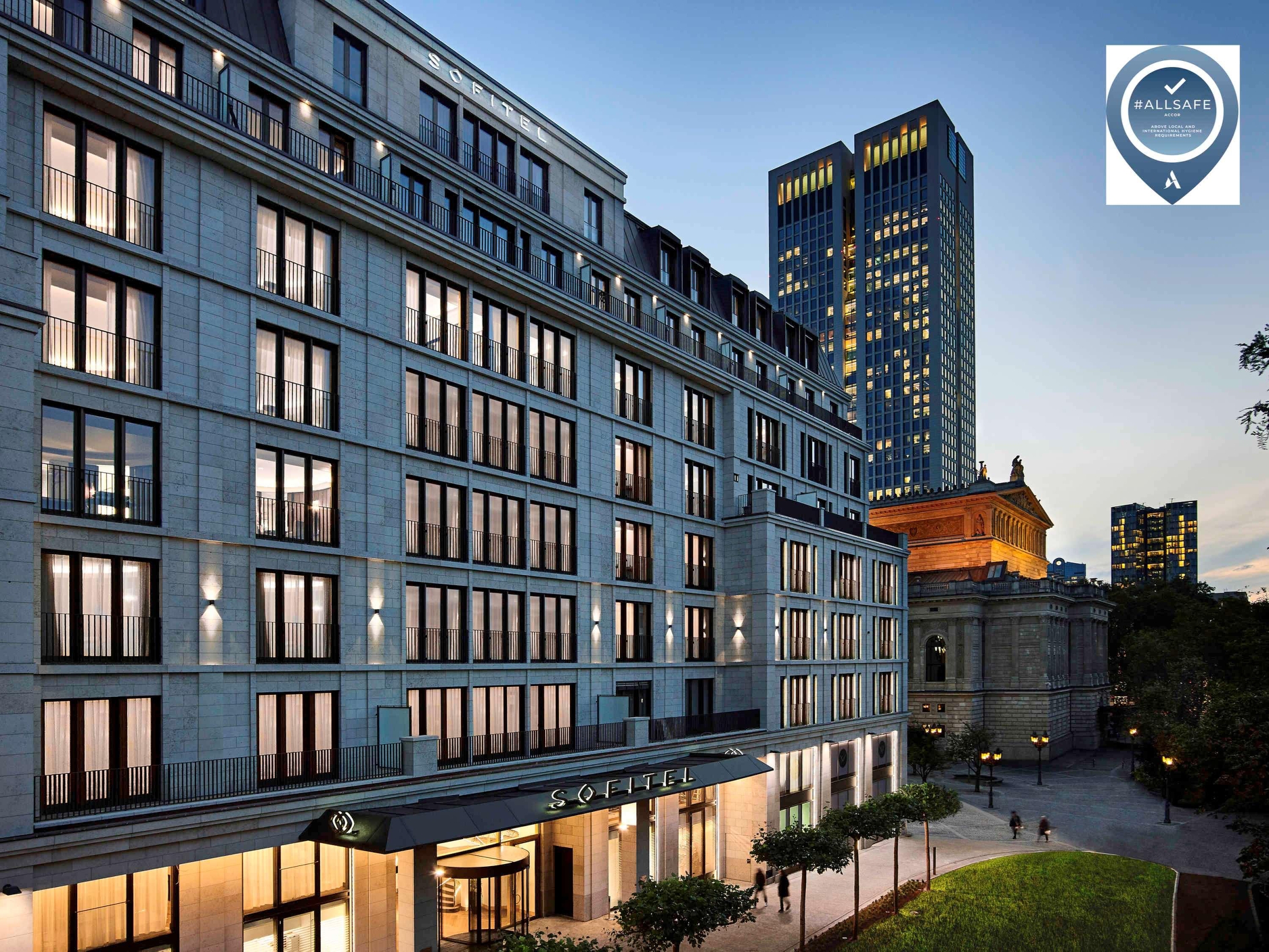 Sofitel Frankfurt Opera, photo 2 of 199