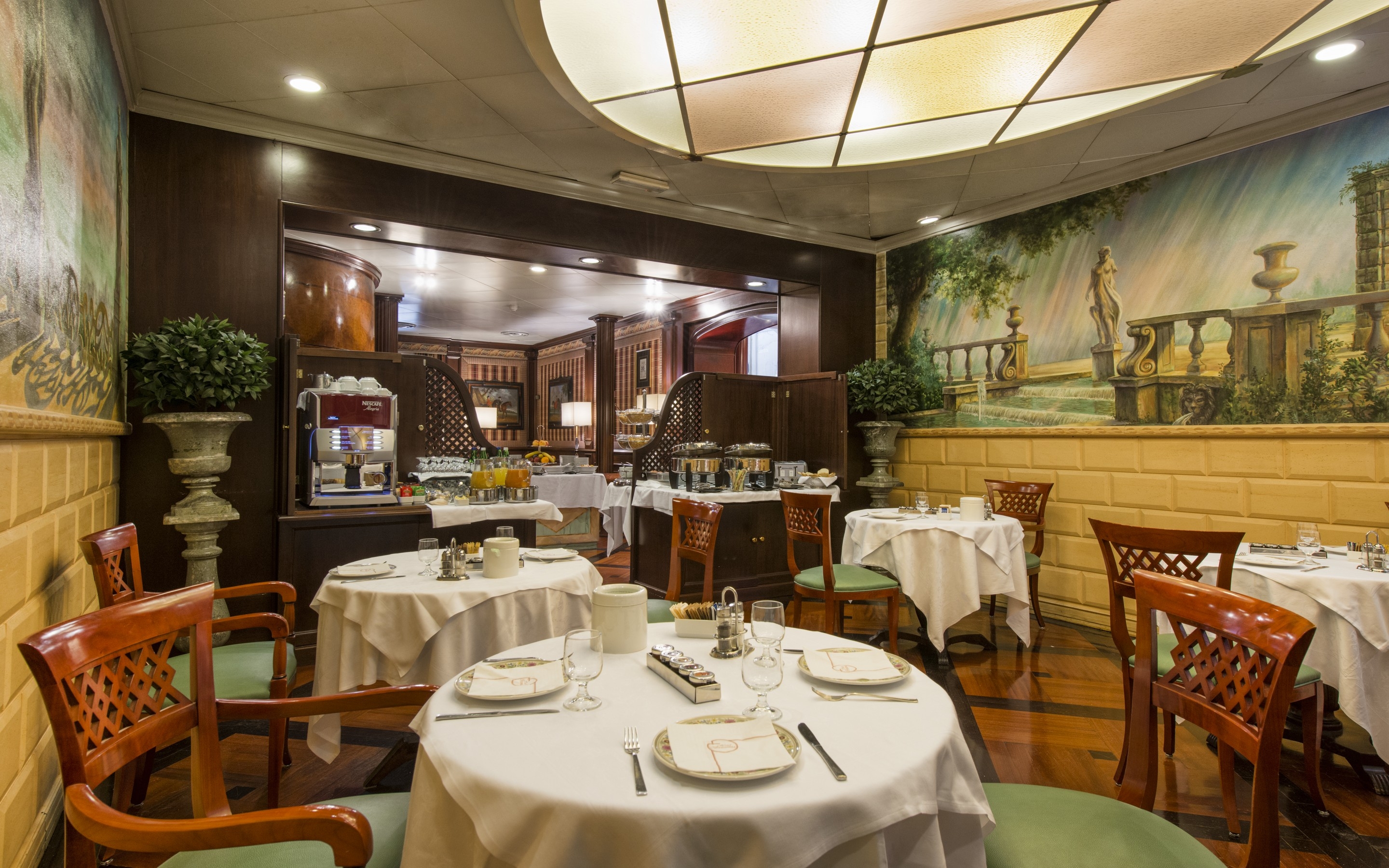 The Britannia Hotel, photo 7 of 56
