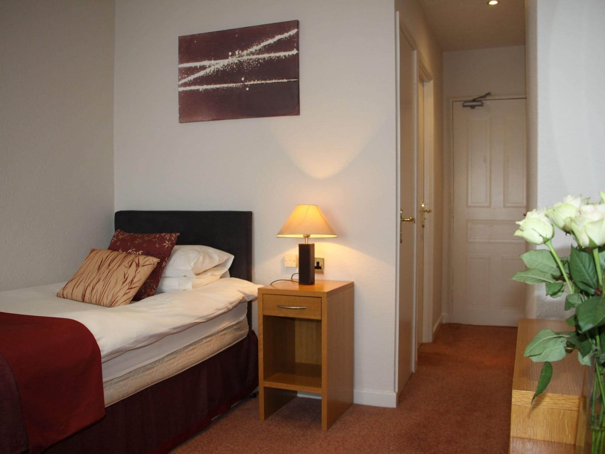 Nanhoron Arms Hotel, photo 32 of 102