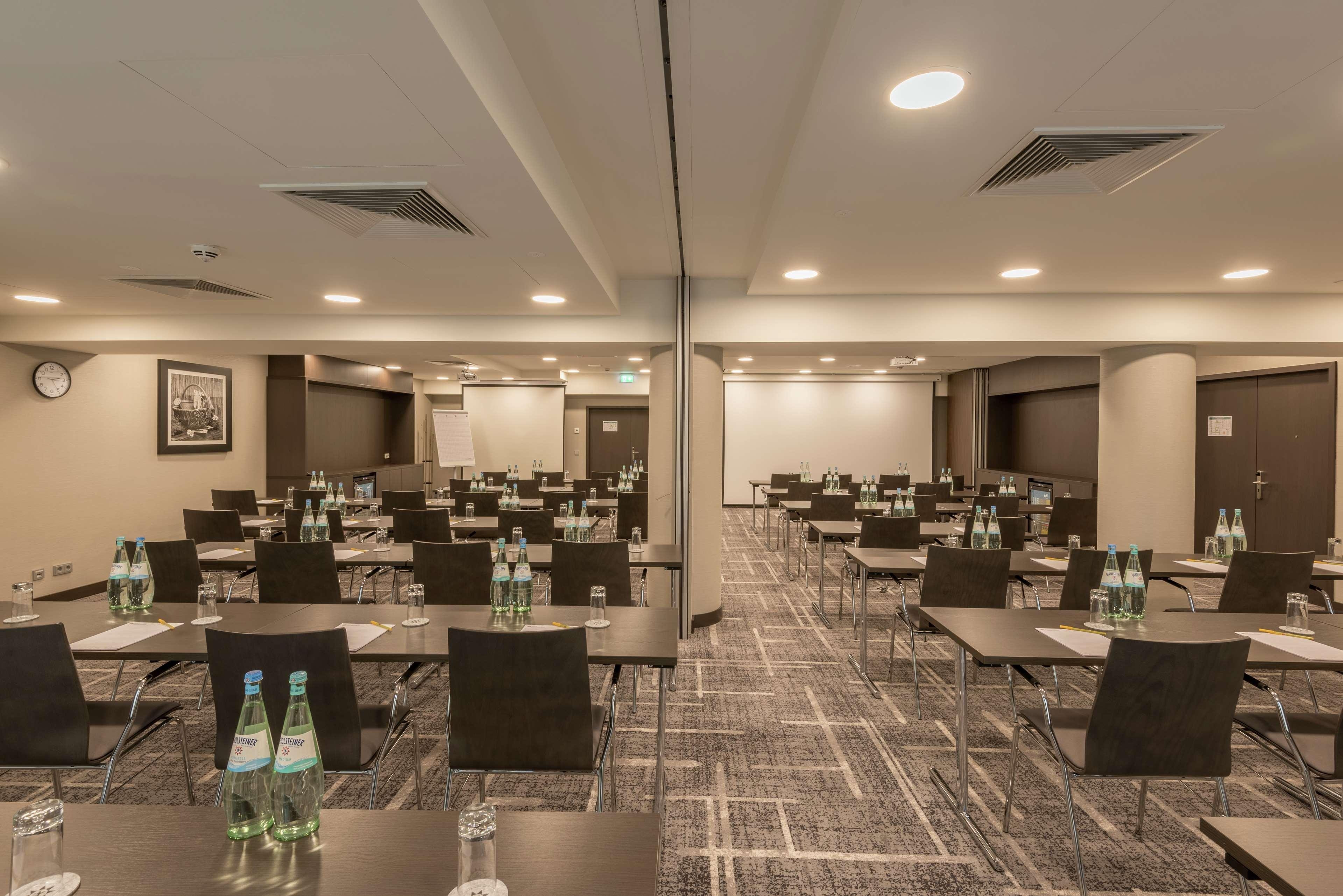 Hilton Garden Inn Frankfurt City Centre, photo 24 of 29
