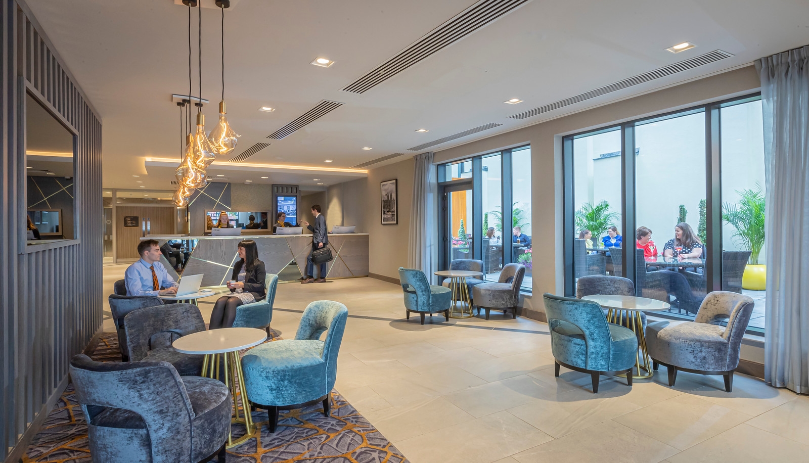 Maldron Hotel Southmall, photo 1 of 19