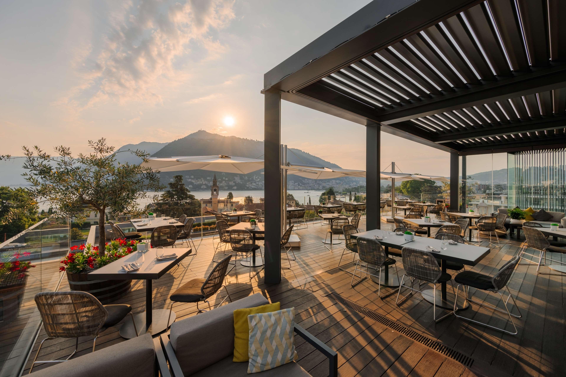 Hilton Lake Como, photo 34 of 199