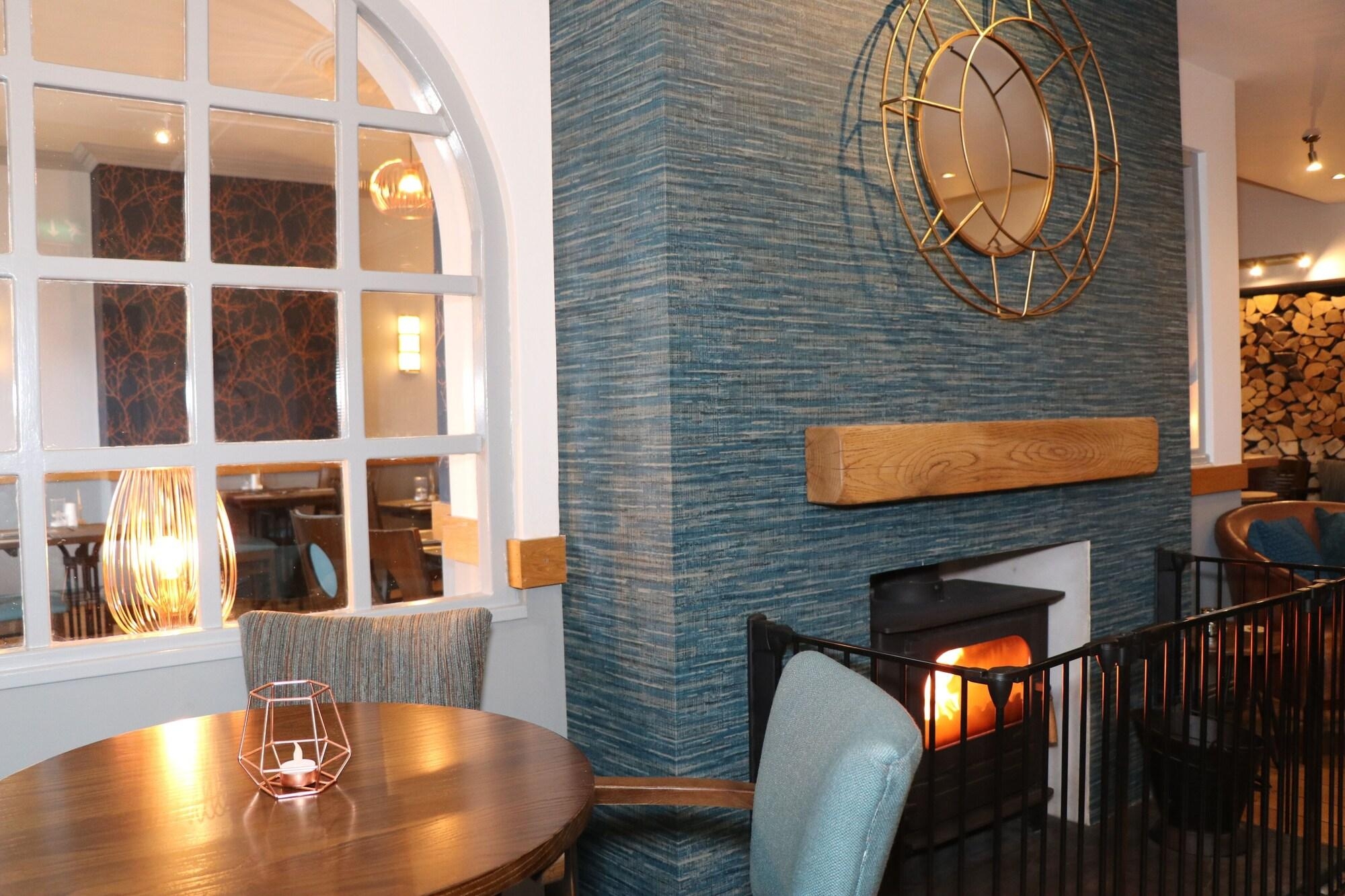 Nanhoron Arms Hotel, photo 94 of 102