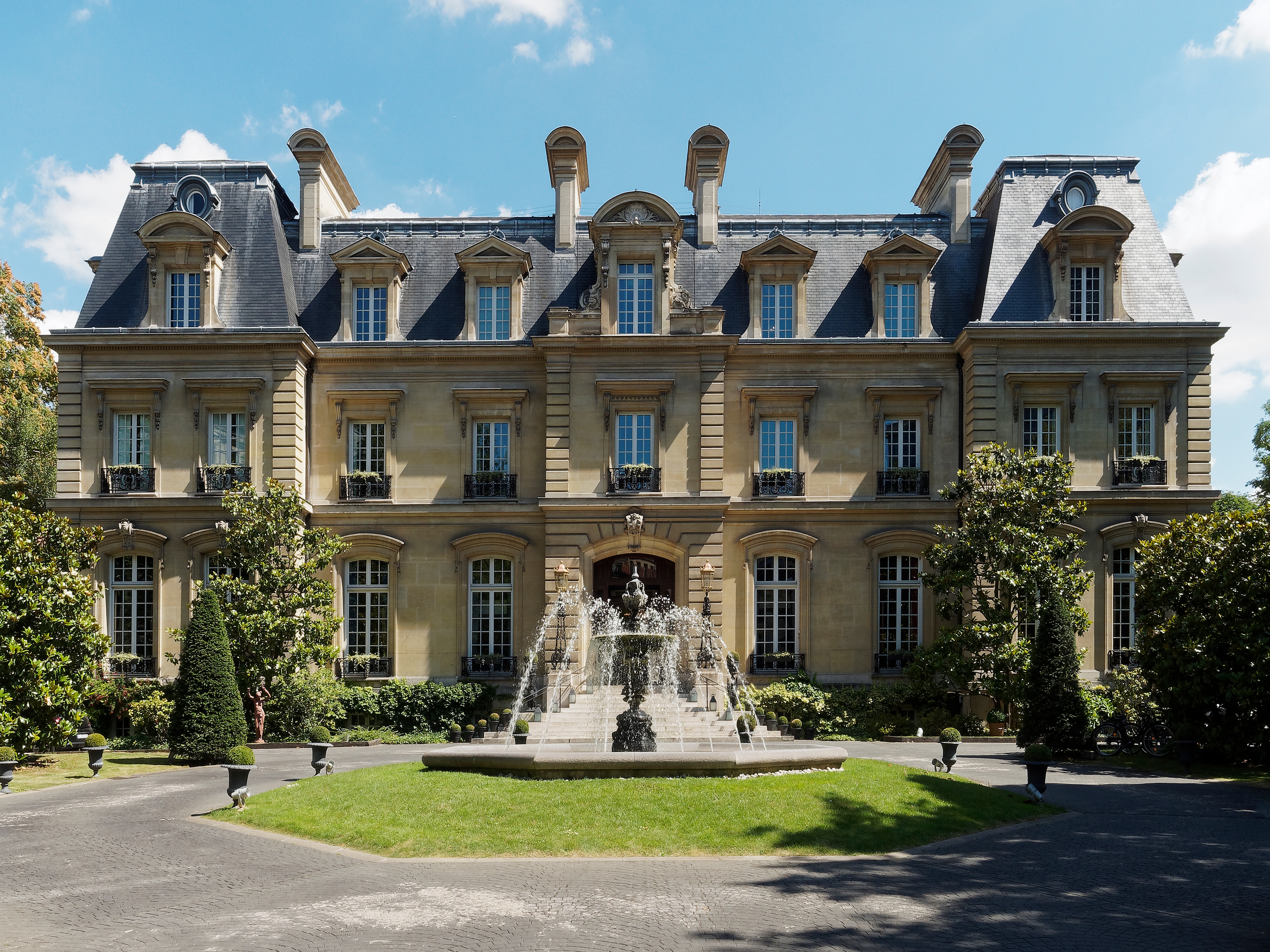 Saint James Paris