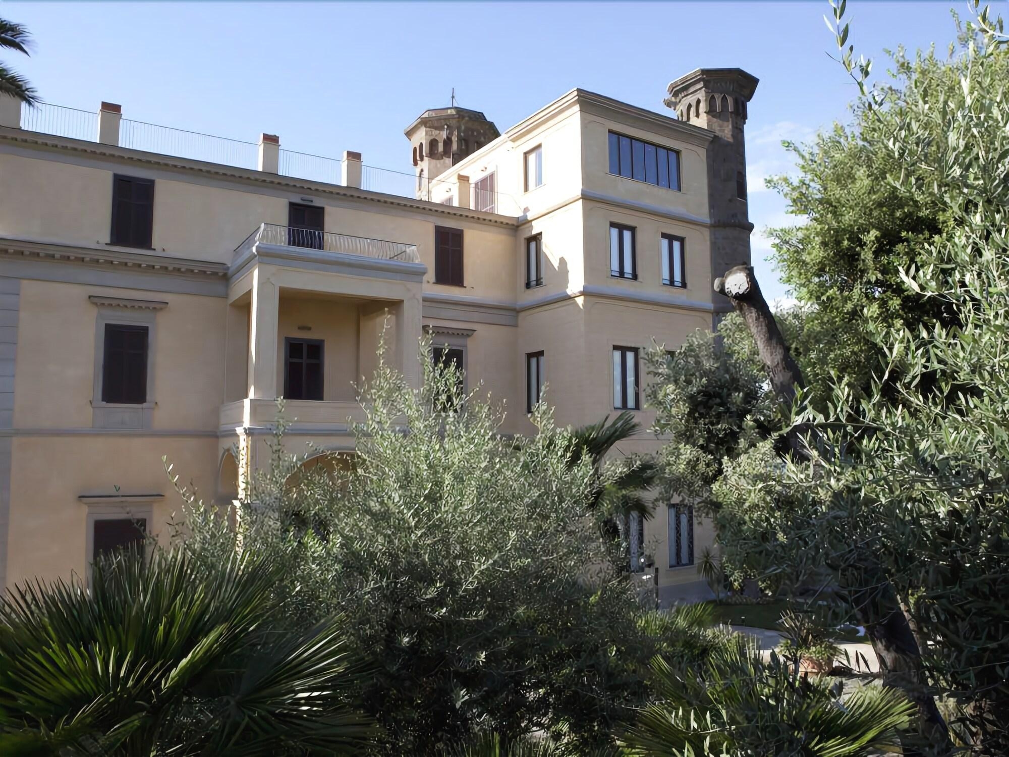 Villa Crawford, photo 19 of 94