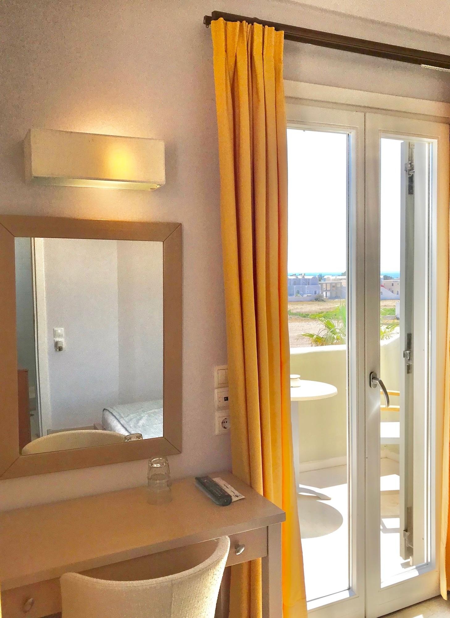 Thera Mare Resort &amp; Spa, photo 15 of 45