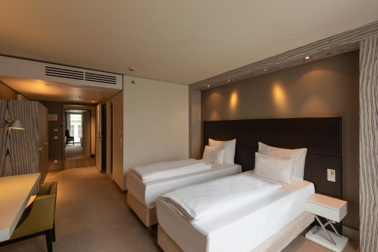 DoubleTree by Hilton Vienna Schonbrunn, photo 16 of 67