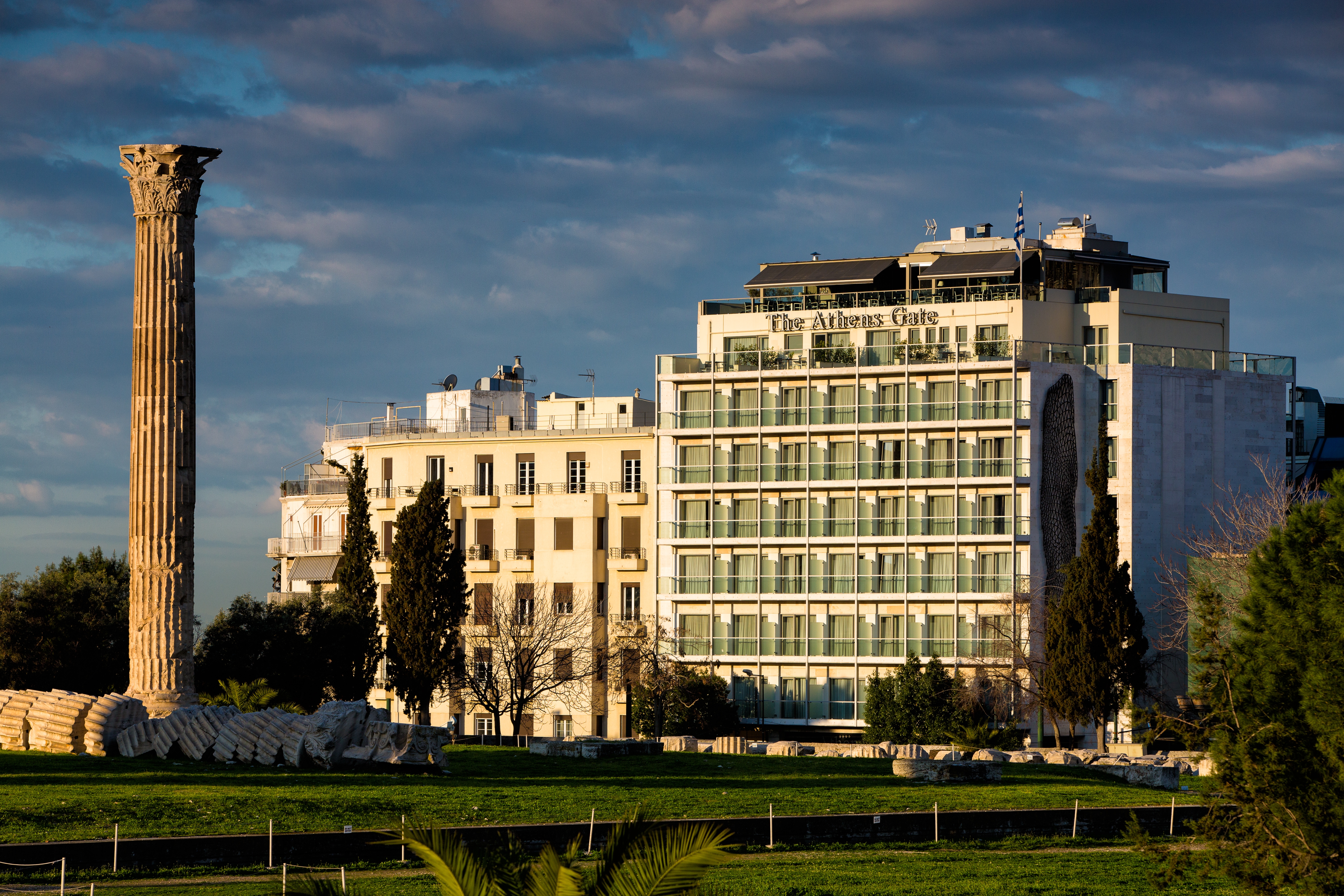 The Athens Gate, photo 3 of 84