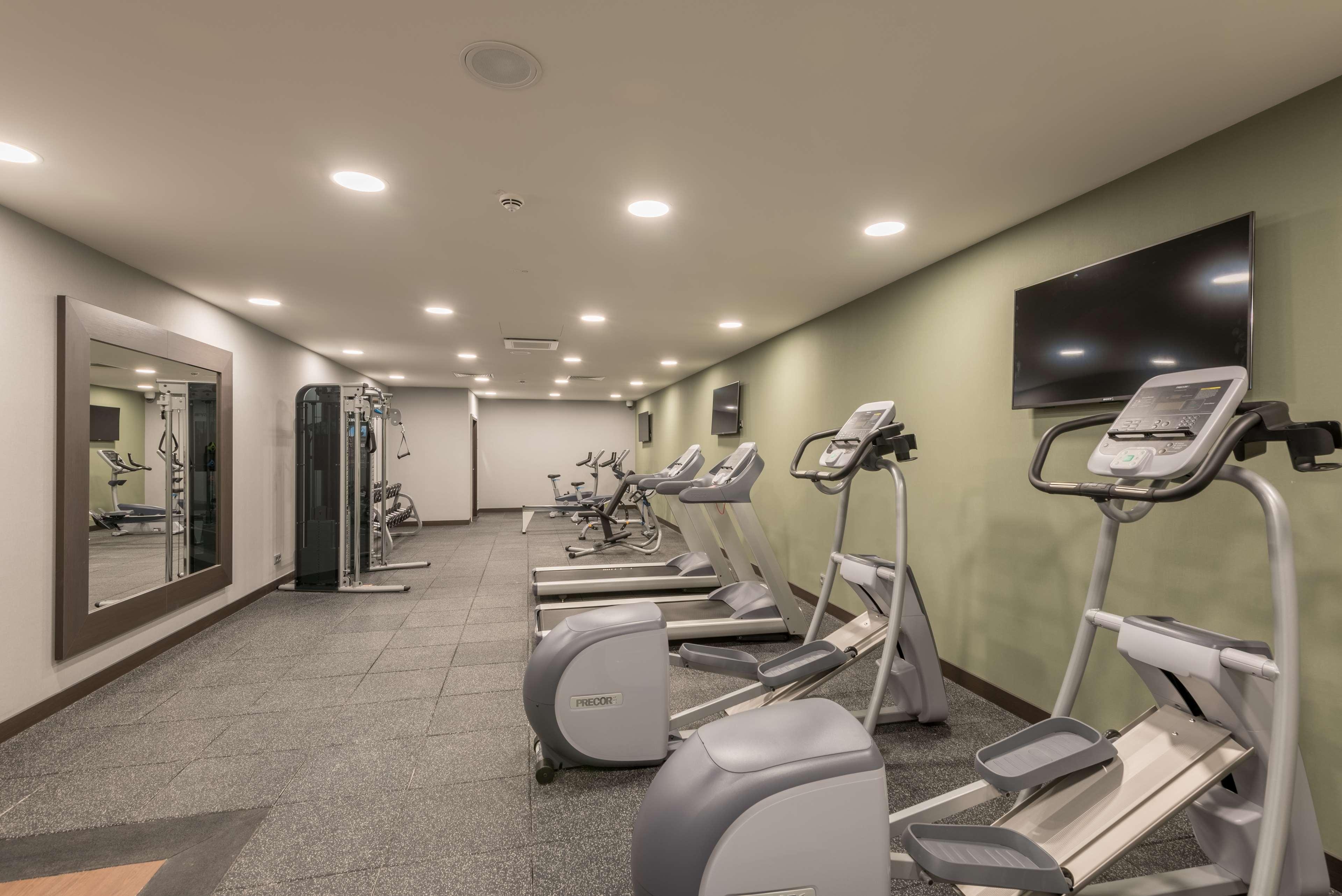 Hilton Garden Inn Frankfurt City Centre, photo 28 of 29