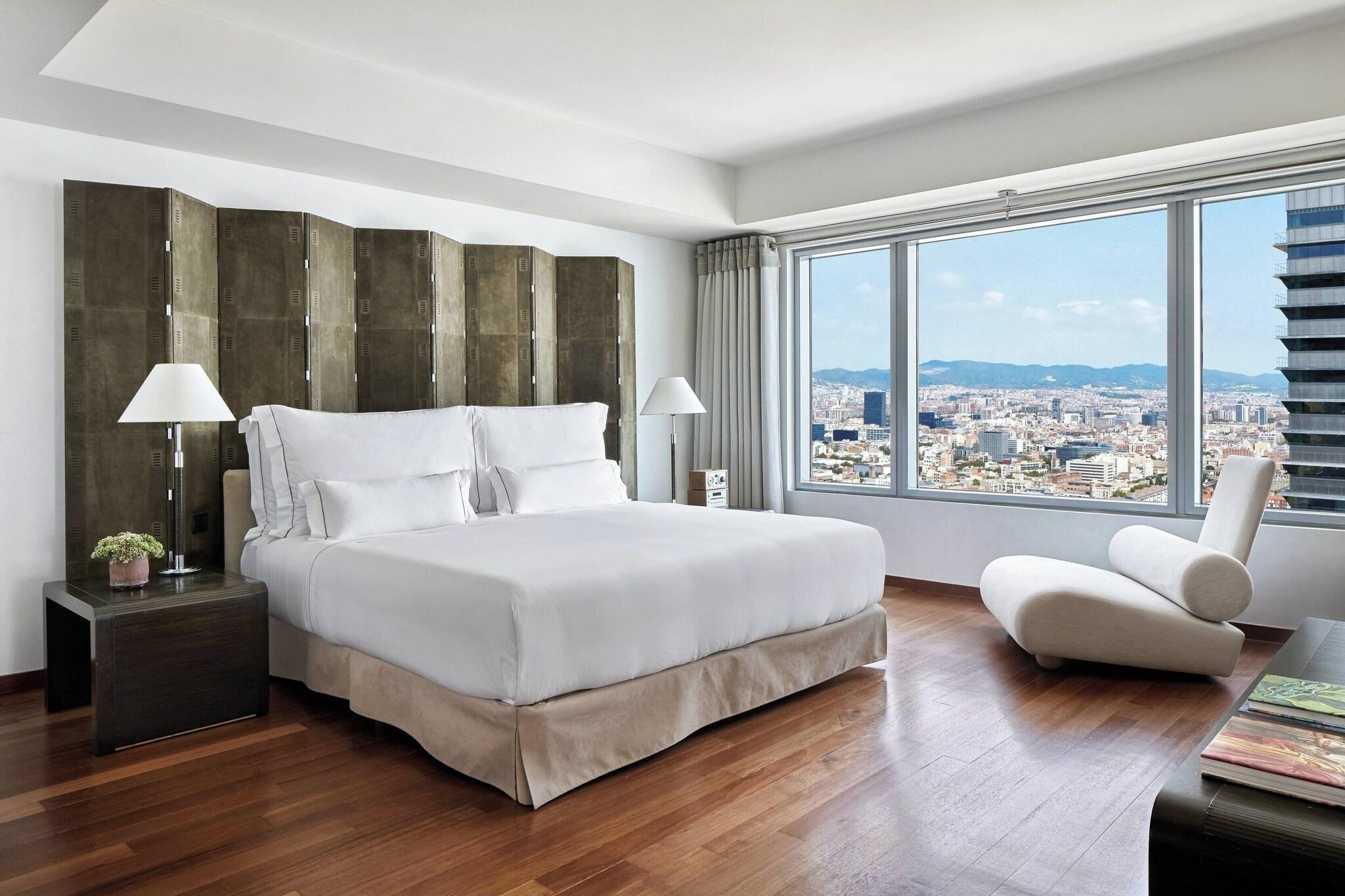 Hotel Arts, photo 162 of 199