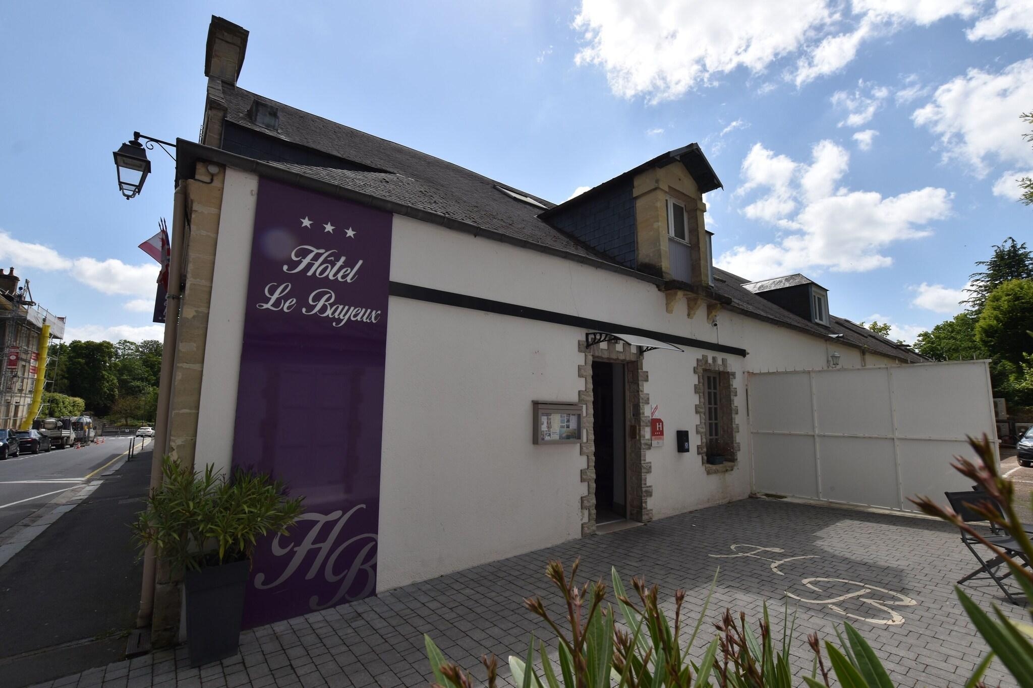 Hotel Le Bayeux, photo 13 of 75