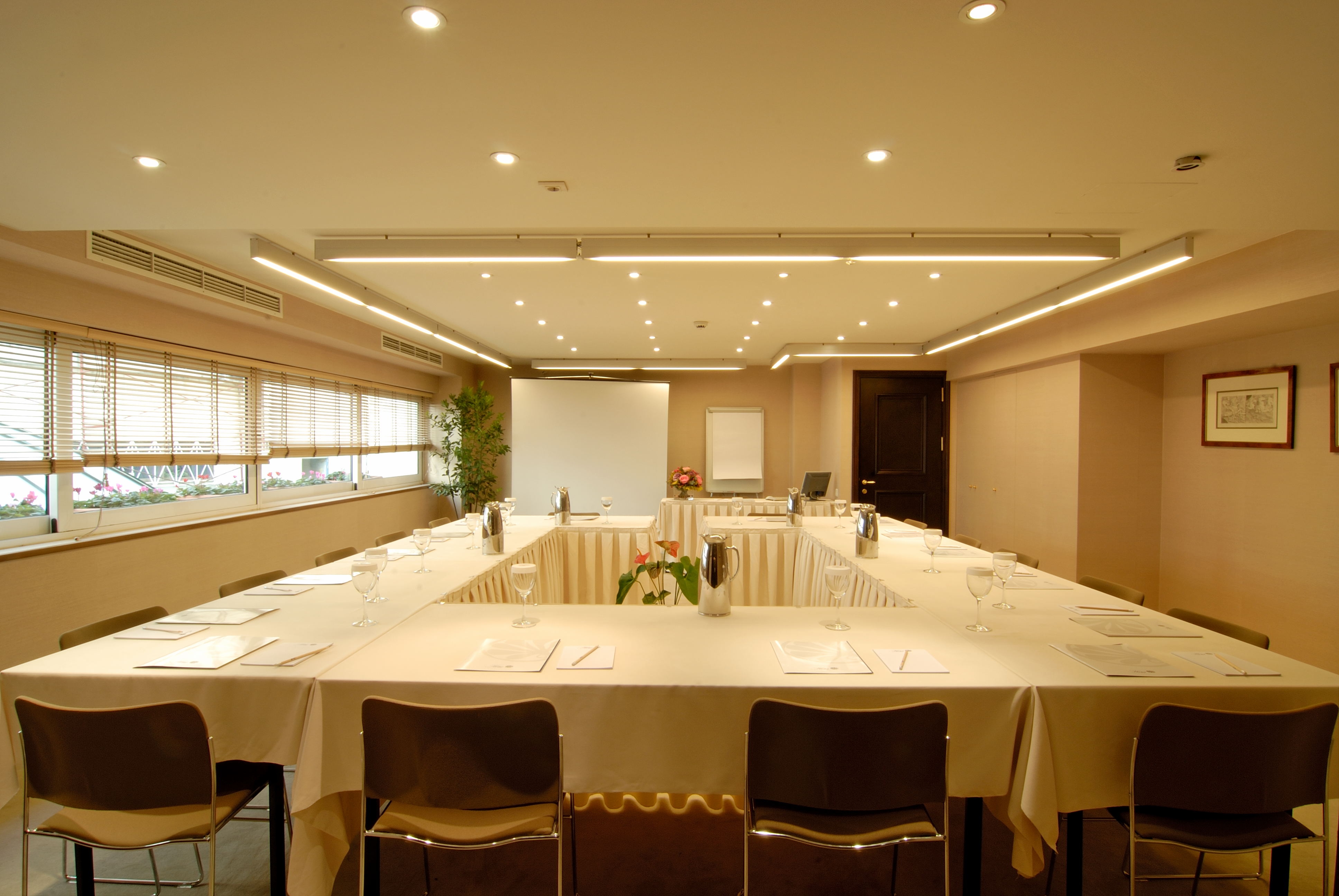 Hera Hotel, photo 15 of 16